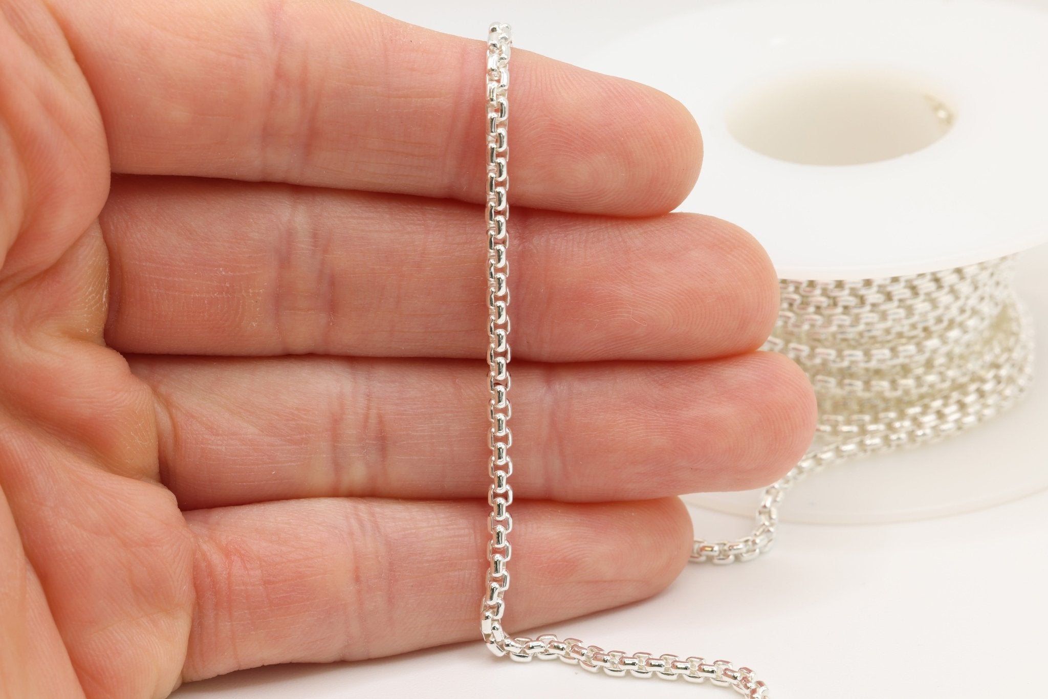 2.6mm Round Venetian Box Chain, 925 Sterling Silver, Wholesale, Pay Per Foot, Jewelry Making Chain - HarperCrown