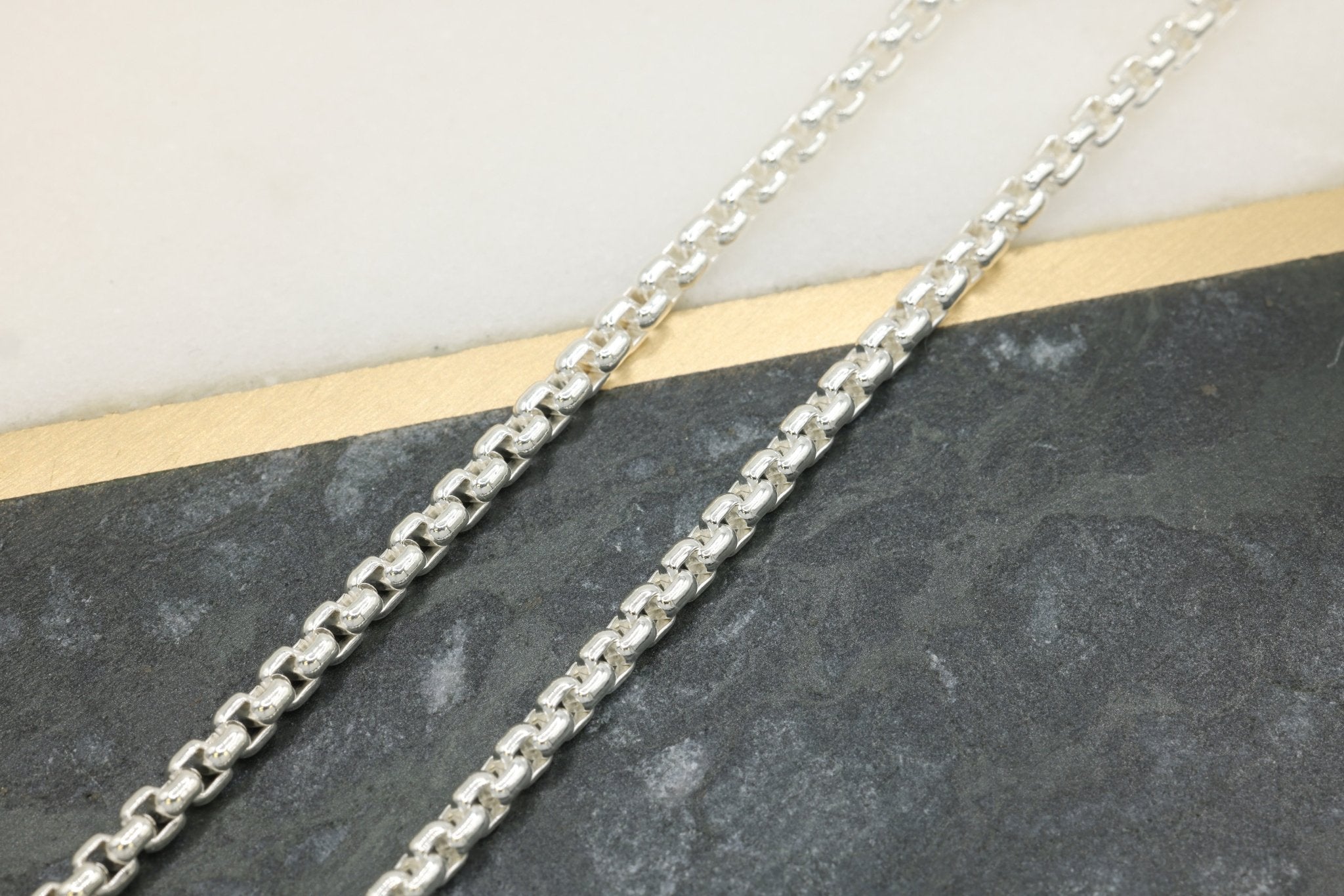 2.6mm Round Venetian Box Chain, 925 Sterling Silver, Wholesale, Pay Per Foot, Jewelry Making Chain - HarperCrown