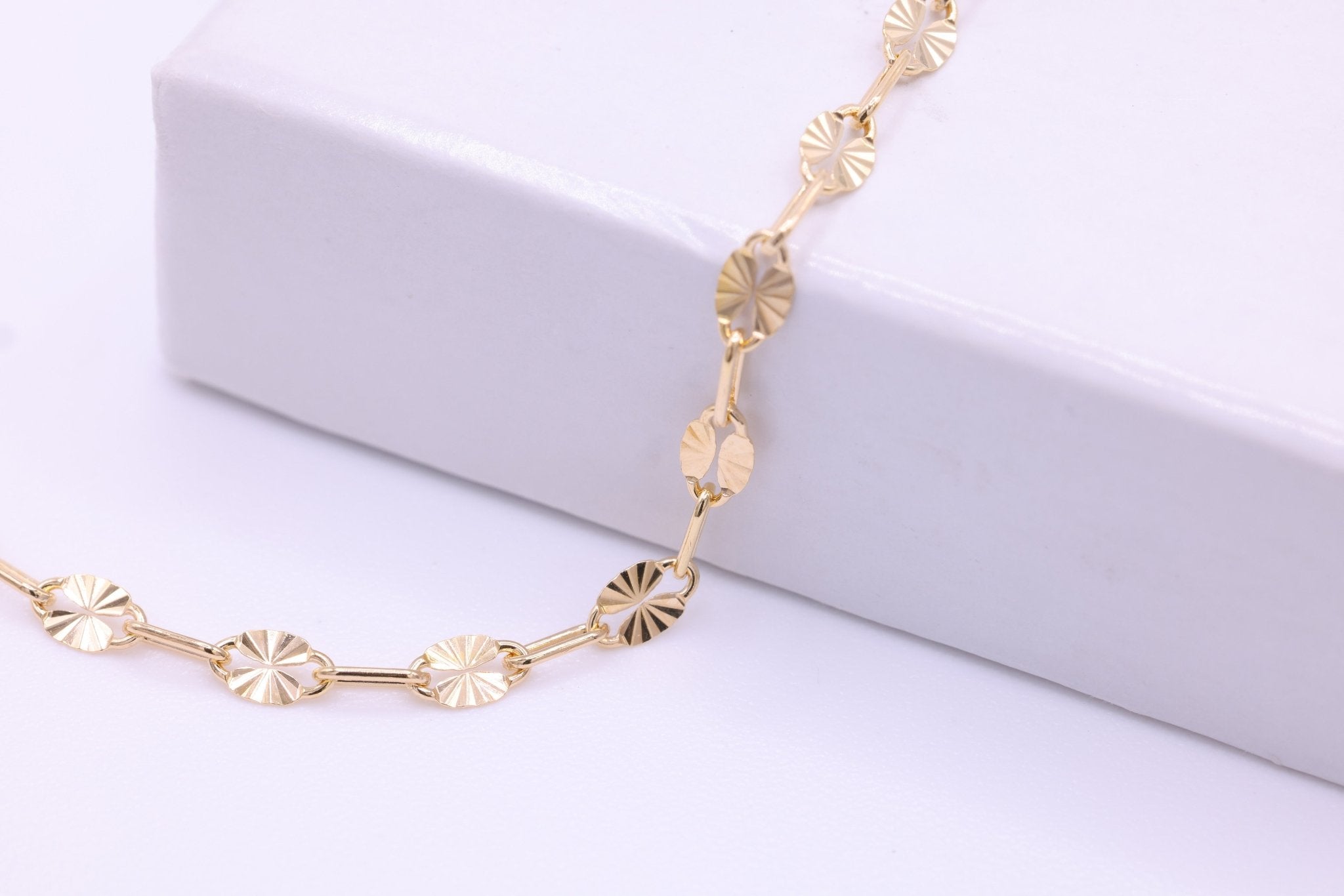 2mm x 6mm Starburst Chain, 14/20 Gold - Filled, Wholesale, Pay Per Foot, Jewelry Making Chain - HarperCrown
