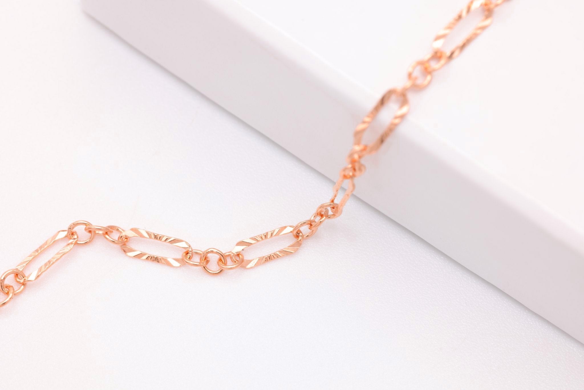 2mm x 6mm Starburst Chain, 14/20 Rose Gold - Filled, Wholesale, Diamond Cut, Bulk DIY Spool Pay Per Foot Jewelry Making Chain - HarperCrown