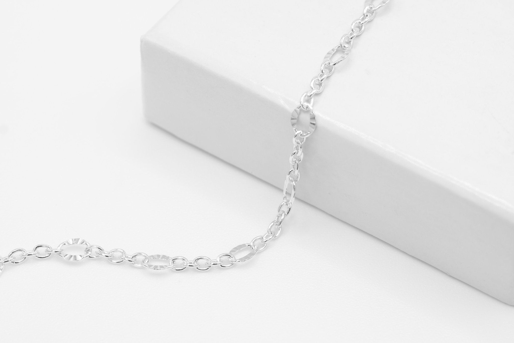 3mm x 4mm Starburst Cable Chain, 925 Sterling Silver, Wholesale, Pay Per Foot, Jewelry Making Chain - HarperCrown