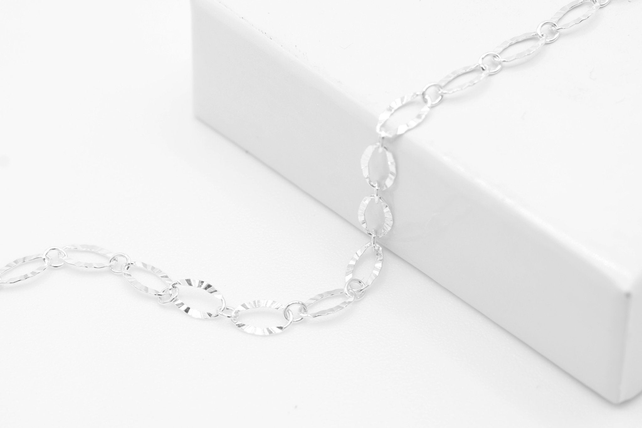 3mm x 5mm Oval Starburst Chain, 925 Sterling Silver, Wholesale, Pay Per Foot, Jewelry Making Chain - HarperCrown