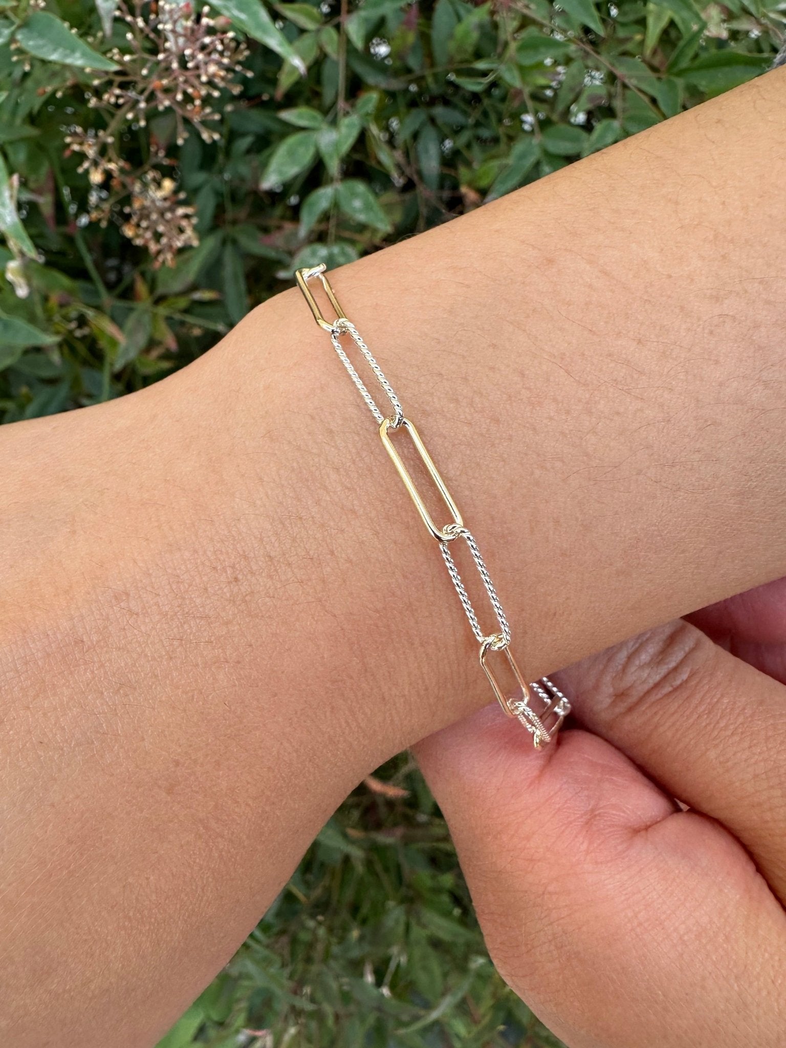 4mm x 13.5mm Elongated Knurled Cable Two Tone Chain, 14/20 Gold - Filled and 925 Sterling Silver, Wholesale, Pay Per Foot, Permanent Jewelry Making Chain - HarperCrown