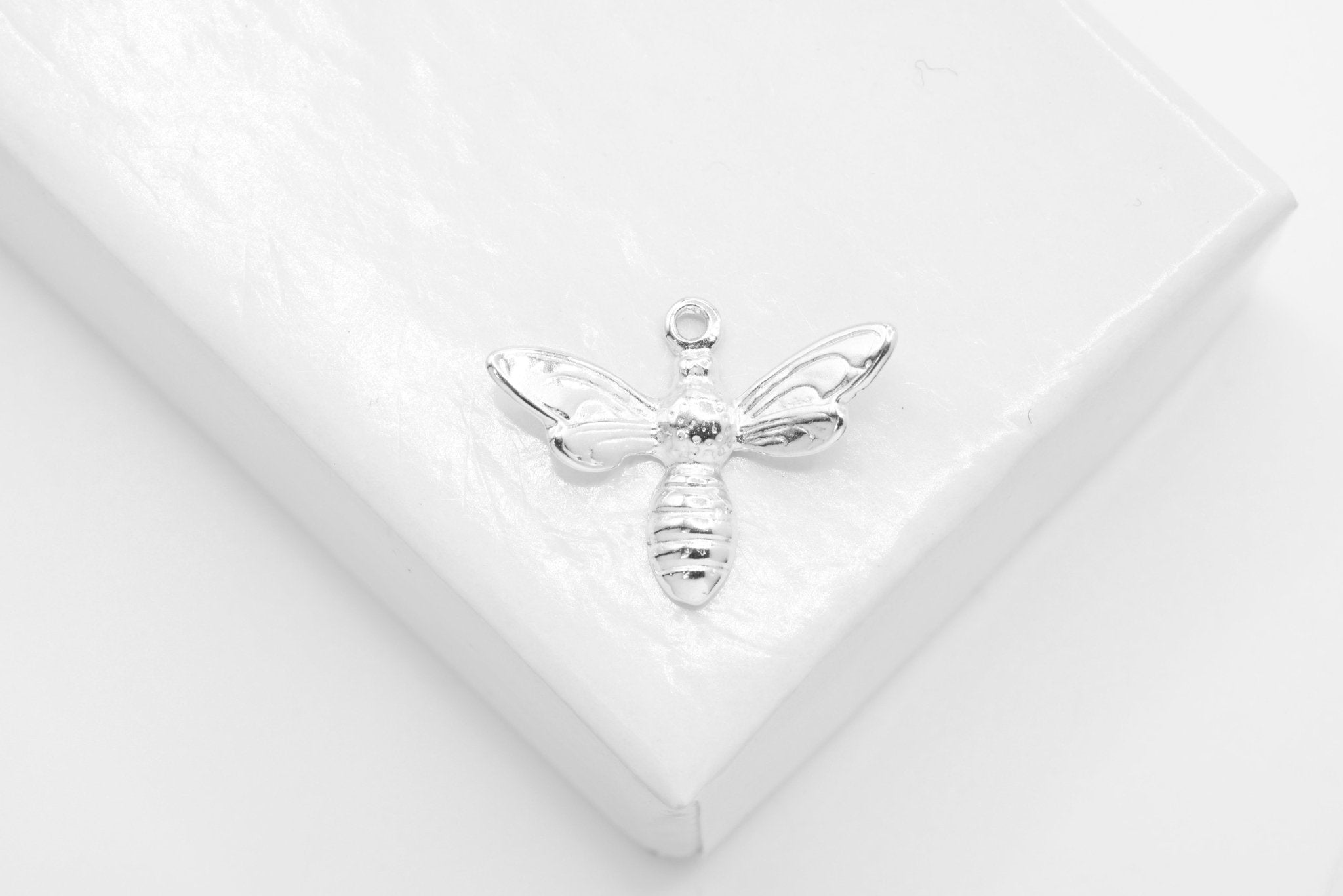 Bee Charm, Wholesale, 925 Sterling Silver, 16mm x 12mm, Honeybee Bumblebee Insect Charm - HarperCrown