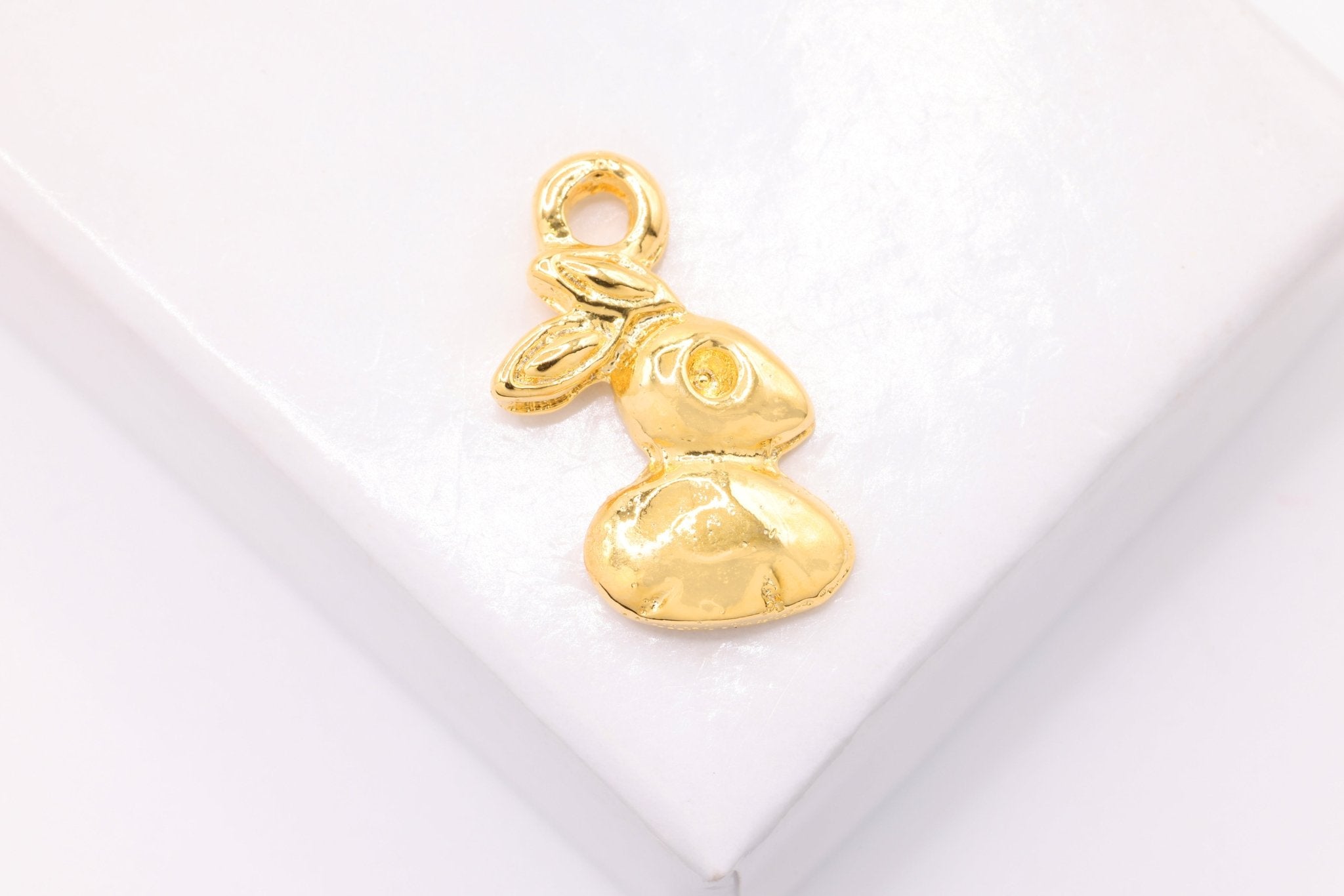 Bunny Rabbit Charm, Wholesale, 14K Solid Gold, 16mm x 11mm - HarperCrown