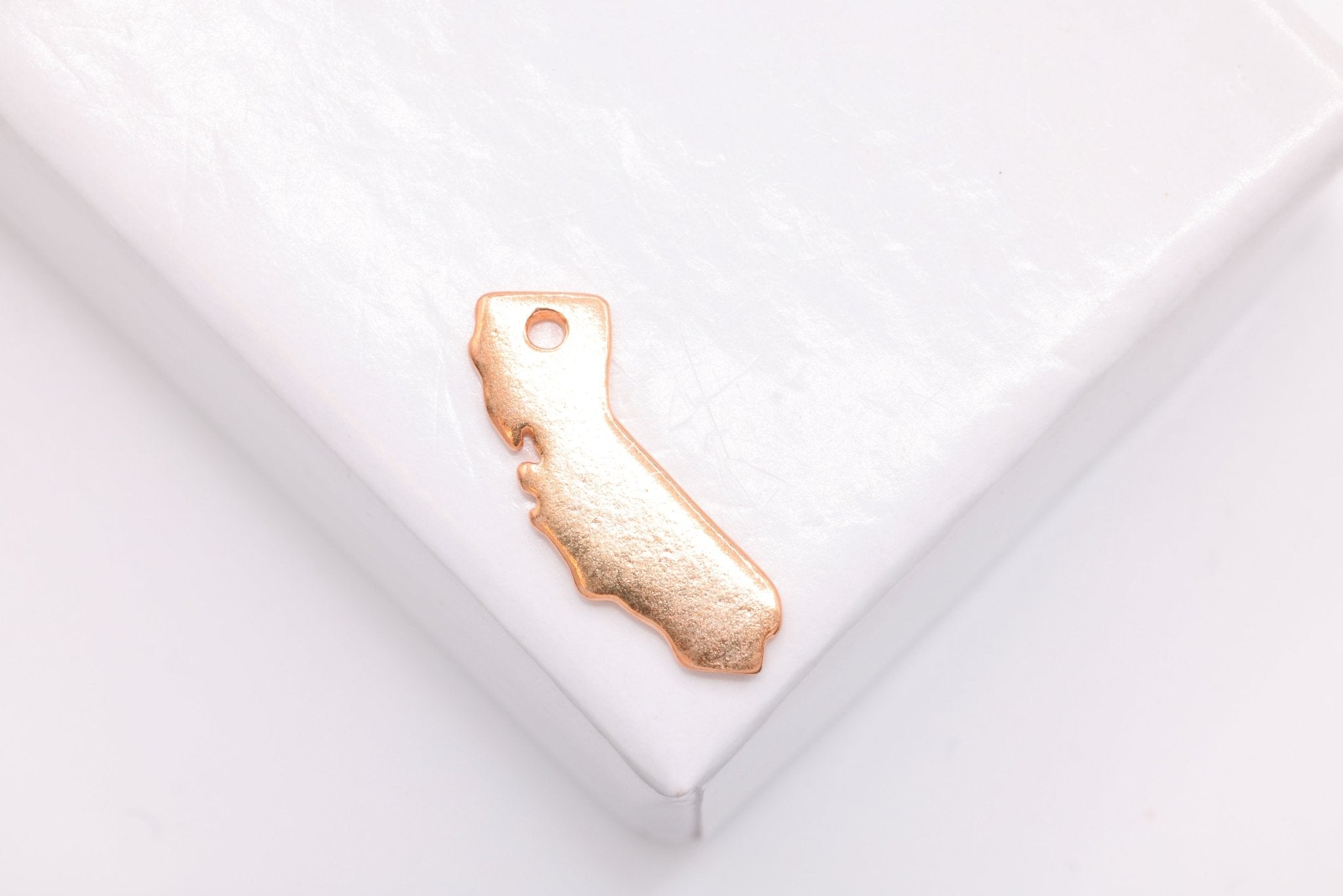 California State Blank Charm, Wholesale, 18K Rose Gold - Plated 925 Sterling Silver, 13mm x 6mm - HarperCrown