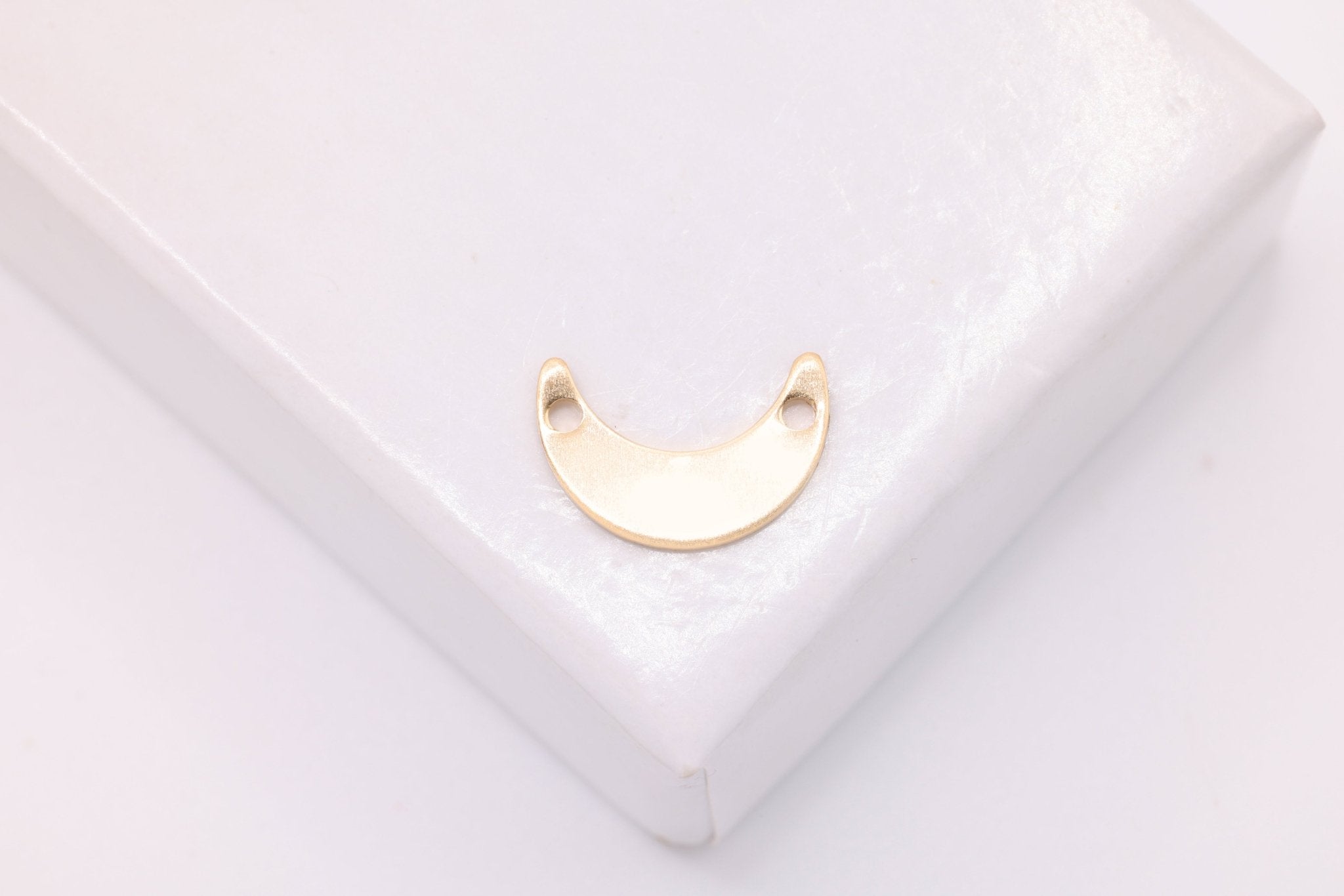 Crescent Moon Blank Connector Charm, Wholesale, 14K Gold - Filled or 925 Sterling Silver, 10mm x 7mm - HarperCrown