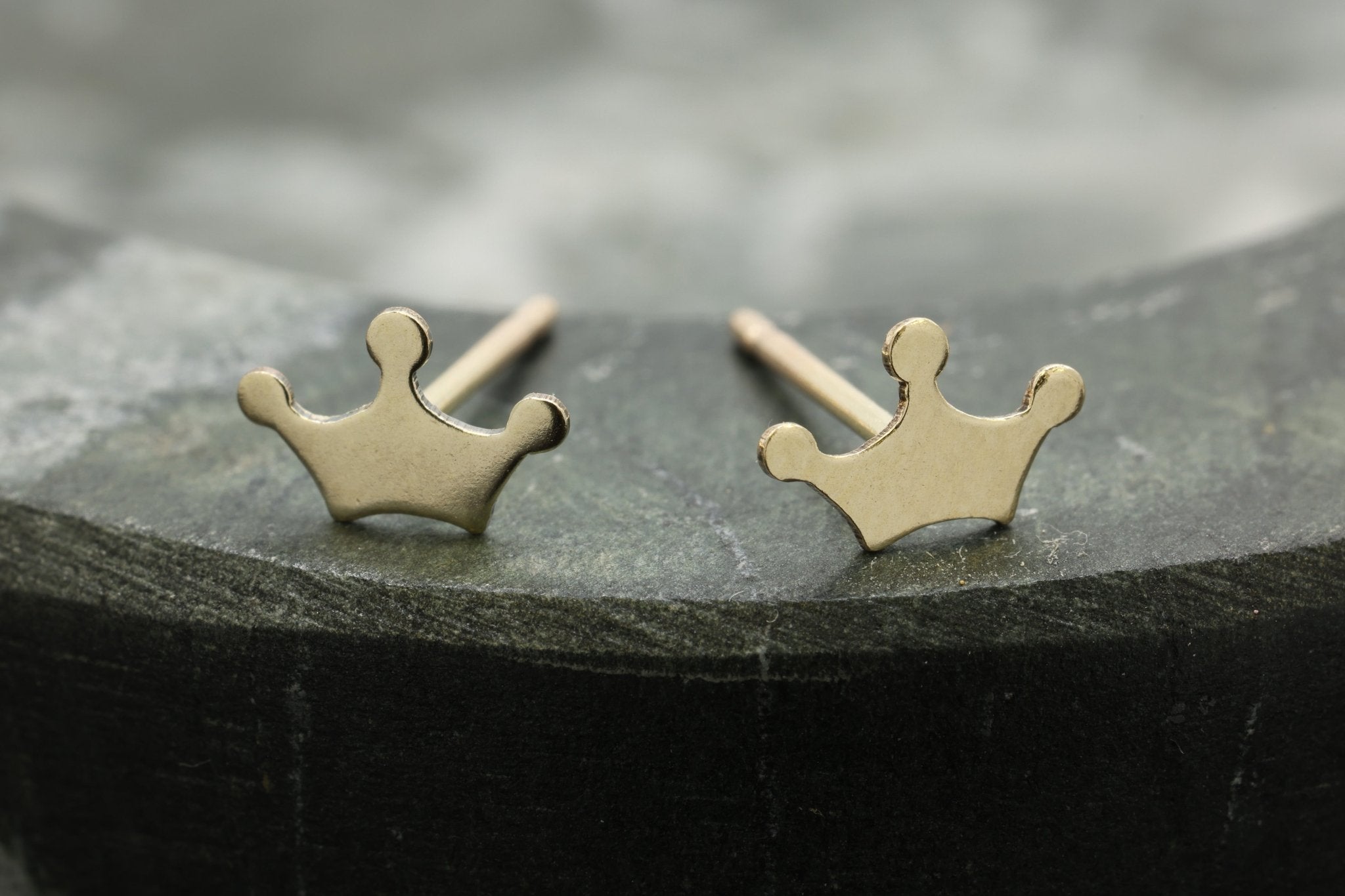 Crown Stud Earring, 14/20 Gold - Filled, 8mm x 5mm, Wholesale, Royal Crown Jewelry Earrings - HarperCrown