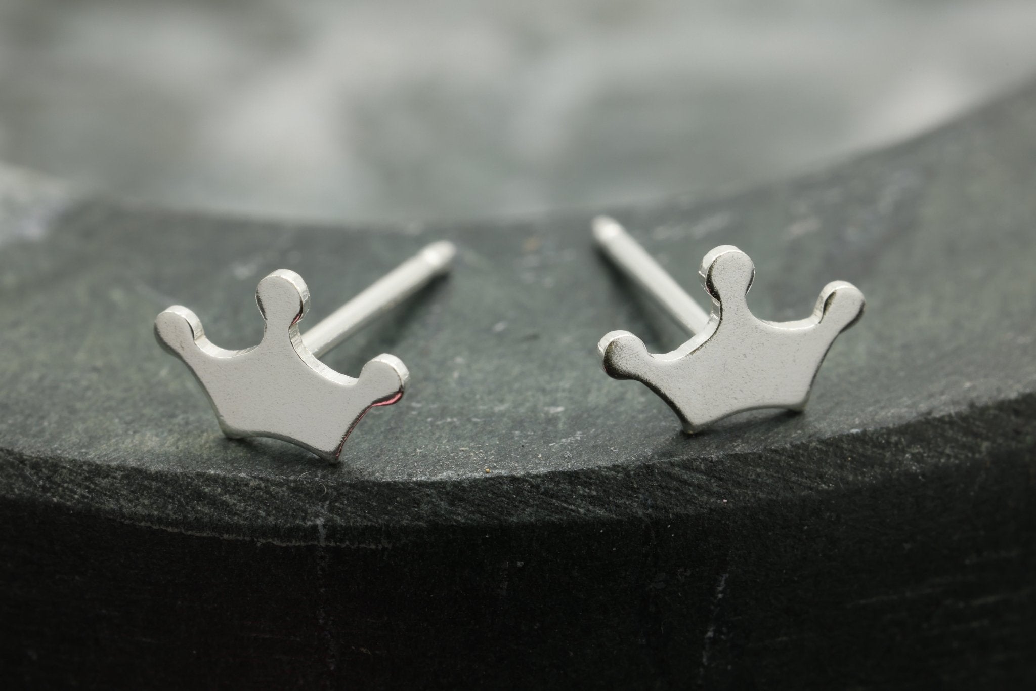 Crown Stud Earring, 925 Sterling Silver, 8mm x 5mm, Wholesale, Royal Crown Jewelry Earrings - HarperCrown