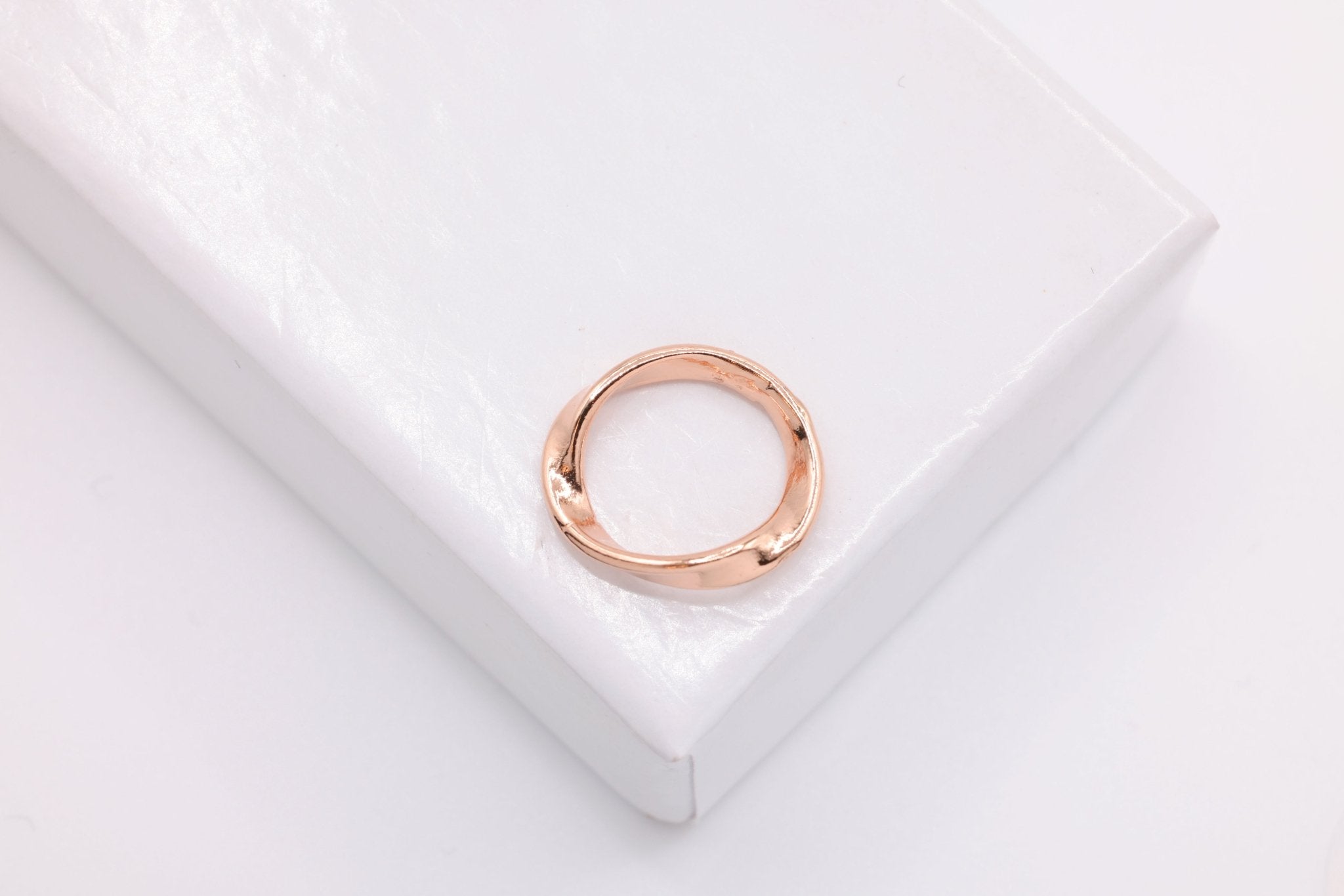 Eternity Wavy Circle Charm, Wholesale, 18K Rose Gold - Plated 925 Sterling Silver, 11mm x 9mm - HarperCrown