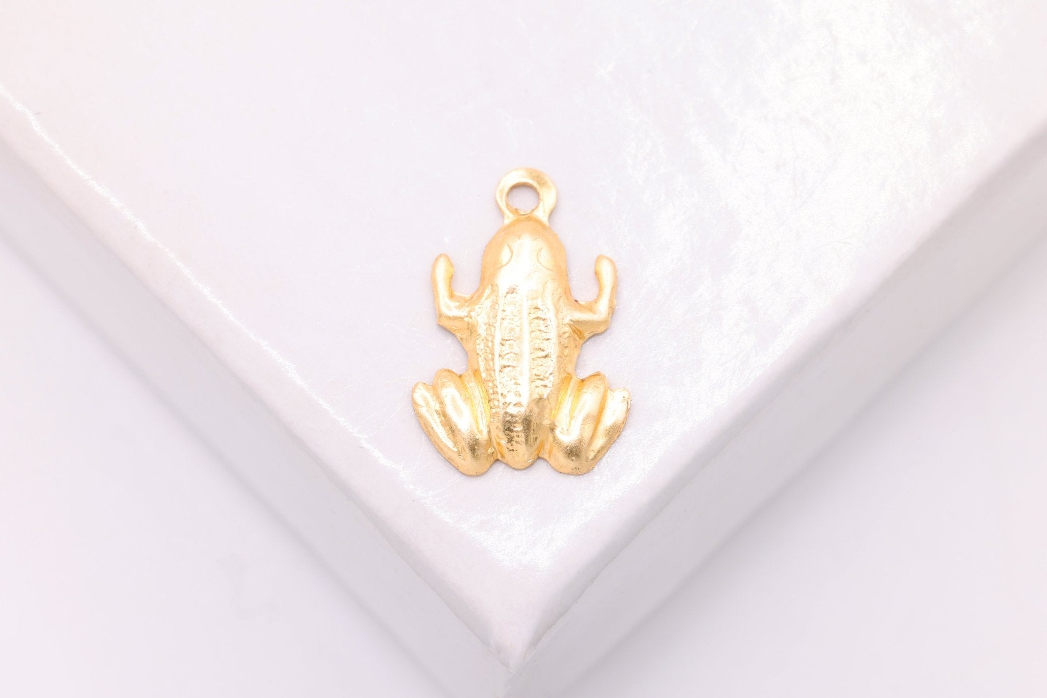 Frog Charm, Wholesale, 14/20 Gold - Filled, 13mm x 8mm, Toad Ribbit Kermit - HarperCrown