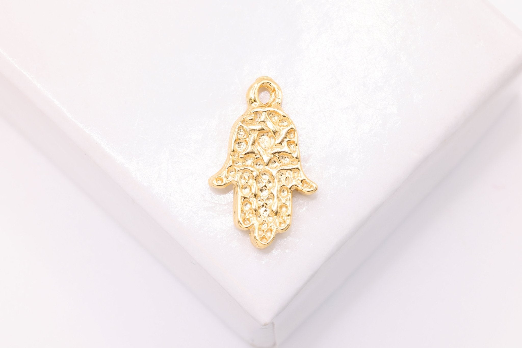 Hamsa Hand Charm, Wholesale, 14K Solid Gold, 15mm x 9mm, Fatima Good Luck Yoga Evil Eye - HarperCrown
