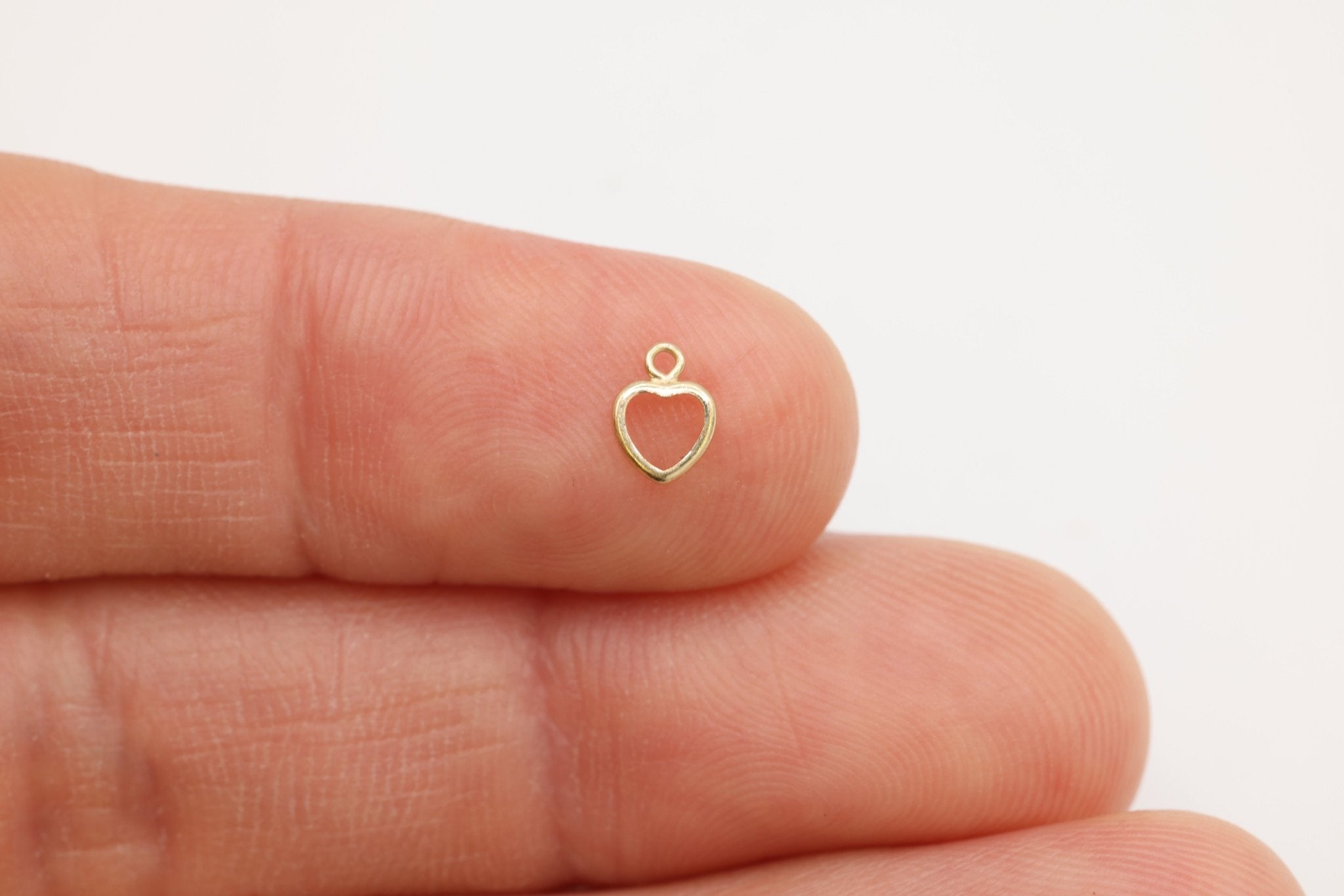 Heart Bezel Self Set Bracket Charm, 14/20 Gold-Filled, 4mm x 4mm, Wholesale, Jewelry Making Charm - HarperCrown
