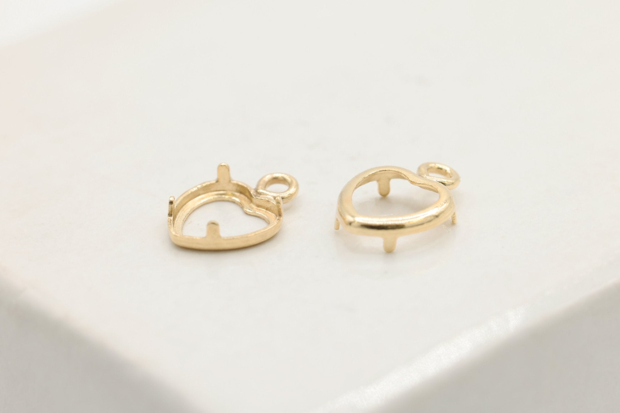 Heart Bezel Self Set Bracket Charm, 14/20 Gold-Filled, 4mm x 4mm, Wholesale, Jewelry Making Charm - HarperCrown