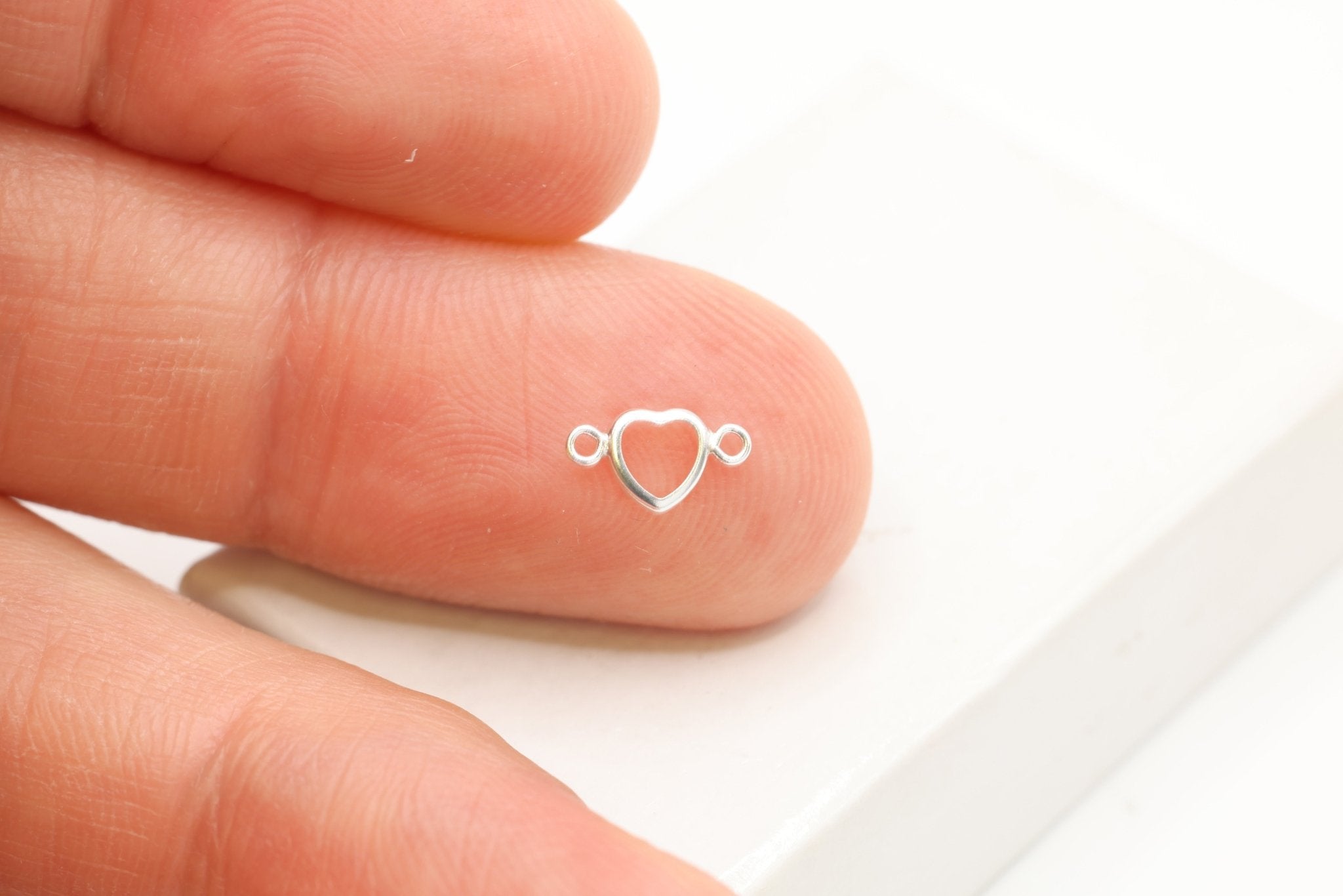 Heart Connector Bezel Self Set Bracket Charm, 925 Sterling Silver, 4mm x 4mm, Wholesale, Jewelry Making Charm - HarperCrown
