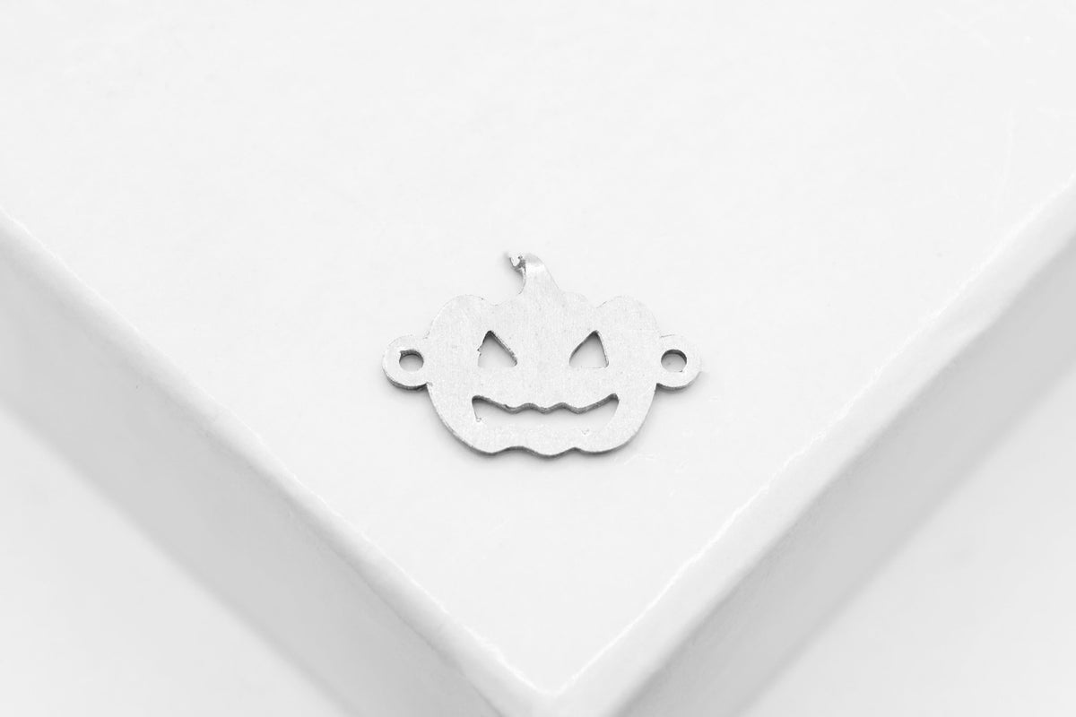 Jack-O'-Lantern Pumpkin Connector Charm, 925 Sterling Silver, 10mm x 7mm, Wholesale, Spooky Halloween Charm, Jewelry Making Charm - HarperCrown