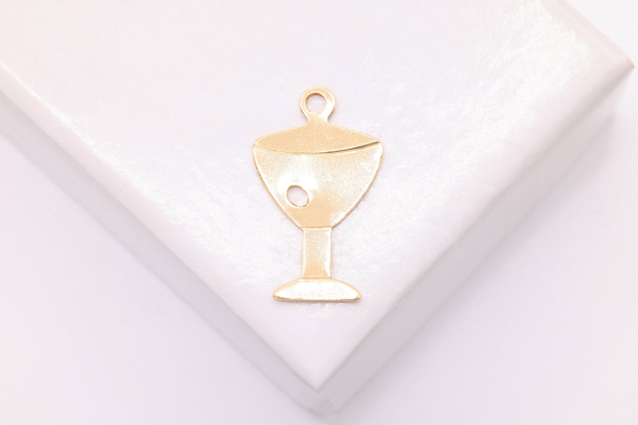 Martini Cocktail Glass Charm, Wholesale, 14/20 Gold - Filled, 15mm x 10mm, Drink Permanent Jewelry - HarperCrown