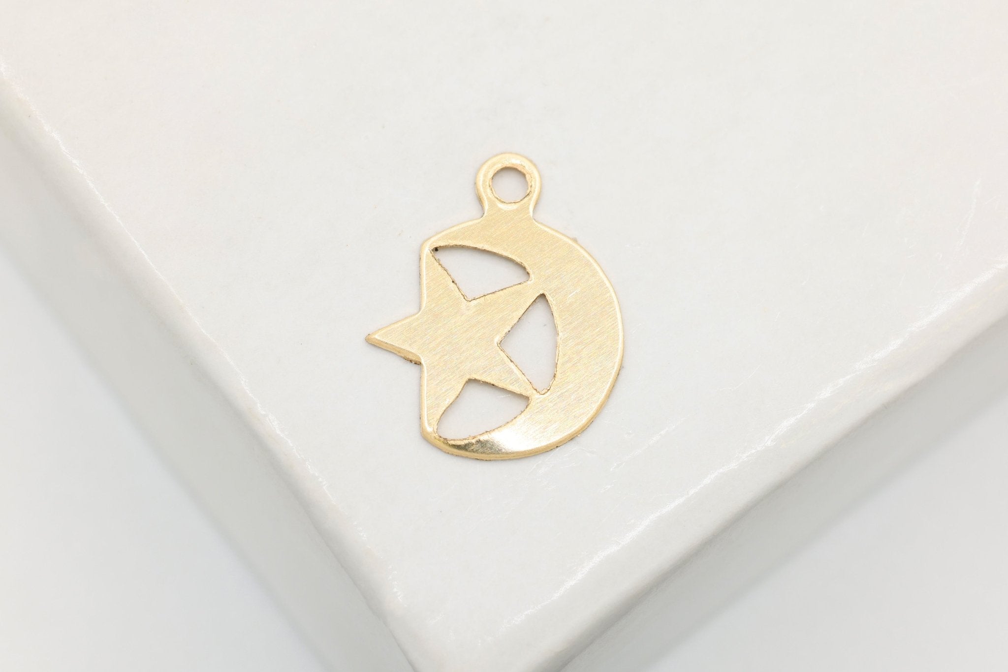 Moon Star Charm, 14/20 Gold-Filled, 10mm x 8mm, Wholesale, Celestial, Jewelry Making Charm - HarperCrown