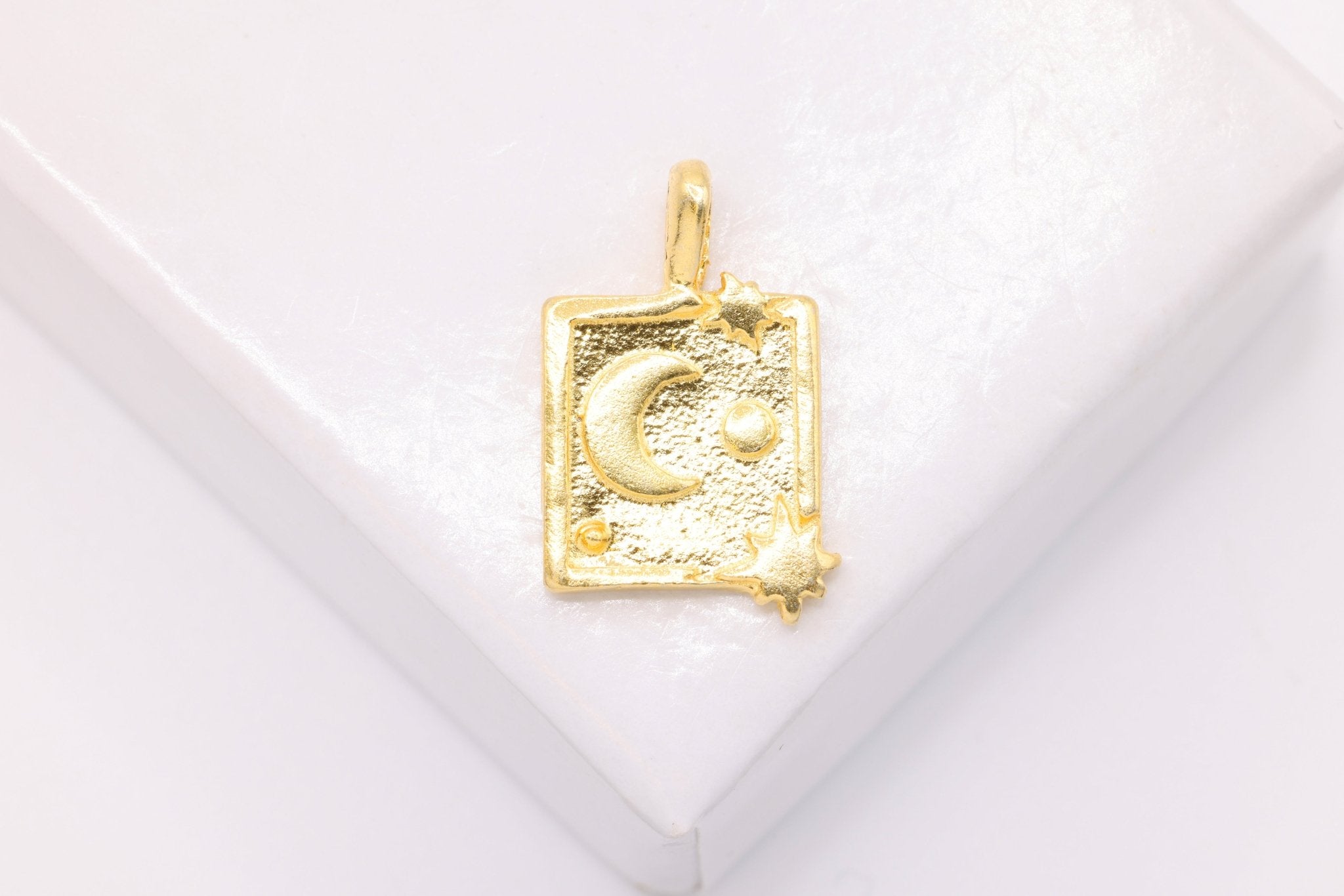Moon Star Square Charm, Wholesale, 14K Solid Gold, 15mm x 10mm, Sunset Sunrise Night Sky Celestial Crescent Moon - HarperCrown