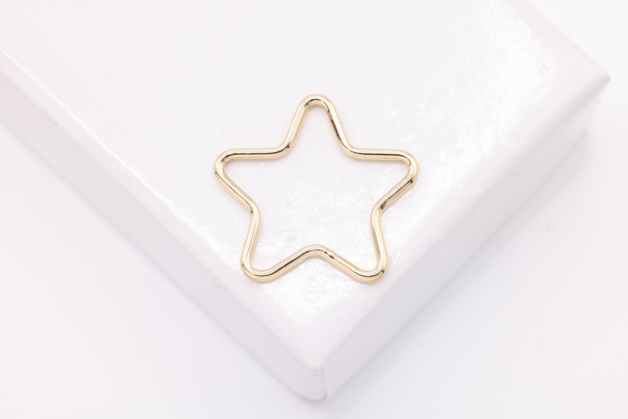 Open Star Wire Connector Link, 14/20 Gold - Filled or 925 Sterling Silver, Star Jump Rings, 20 gauge wire, Spacer - HarperCrown