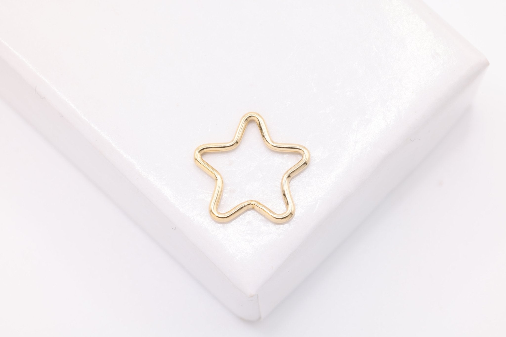 Open Star Wire Connector Link, 14/20 Gold - Filled or 925 Sterling Silver, Star Jump Rings, 20 gauge wire, Spacer - HarperCrown