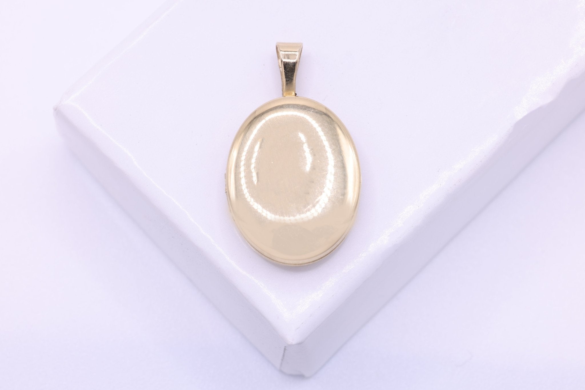 Oval Locket Pendant Charm, Wholesale, 14/20 Gold - Filled, 23mm x 12mm, DIY Jewelry Supplies - HarperCrown