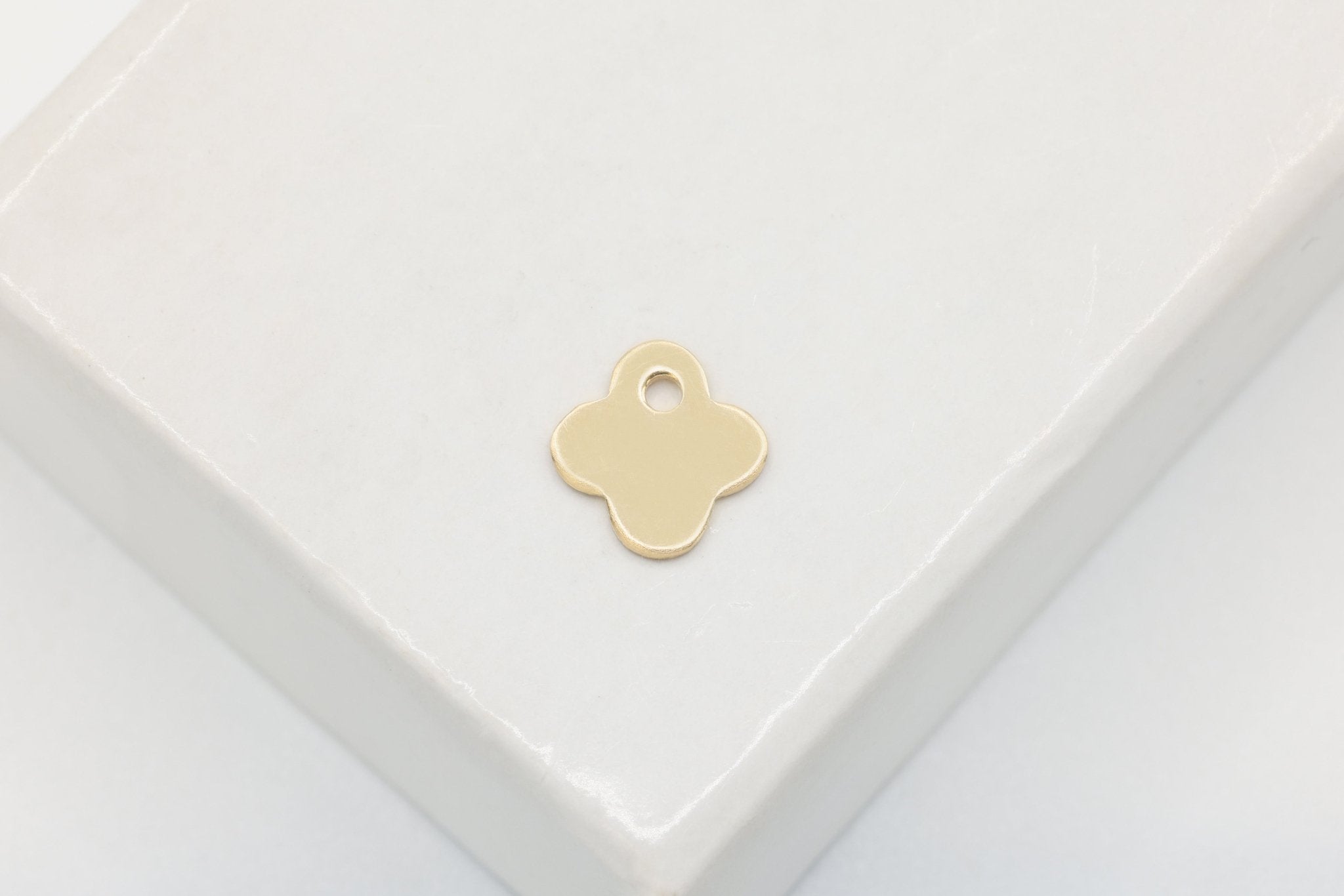 Quatrefoil Four Leaf Clover Charm, Wholesale, 14/20 Gold - Filled, 8mm x 8mm, Jewelry Making Charm - HarperCrown