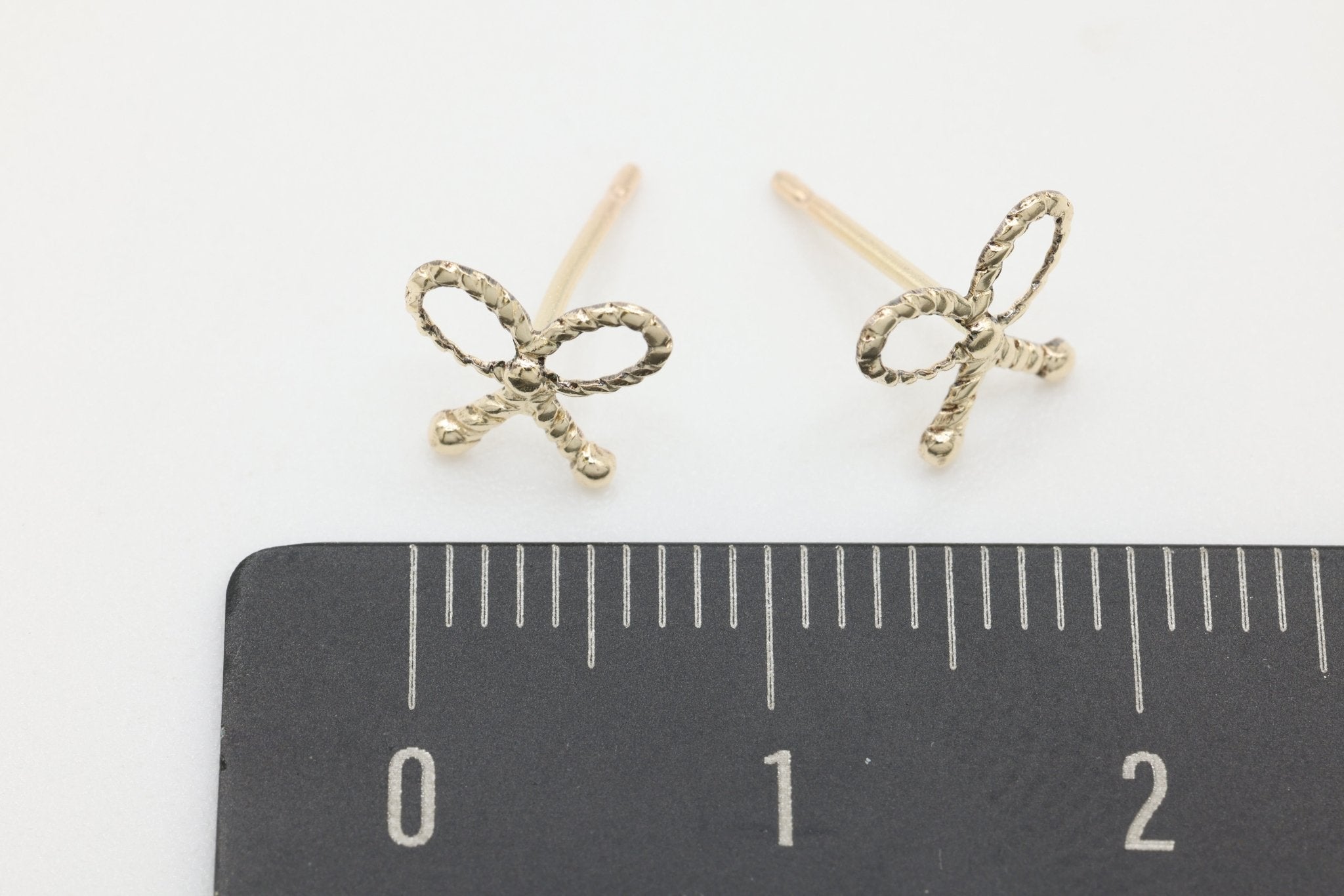 Ribbed Bow Stud Earring, 14/20 Gold - Filled, 8mm x 8mm, Wholesale, Jewelry Earrings - HarperCrown
