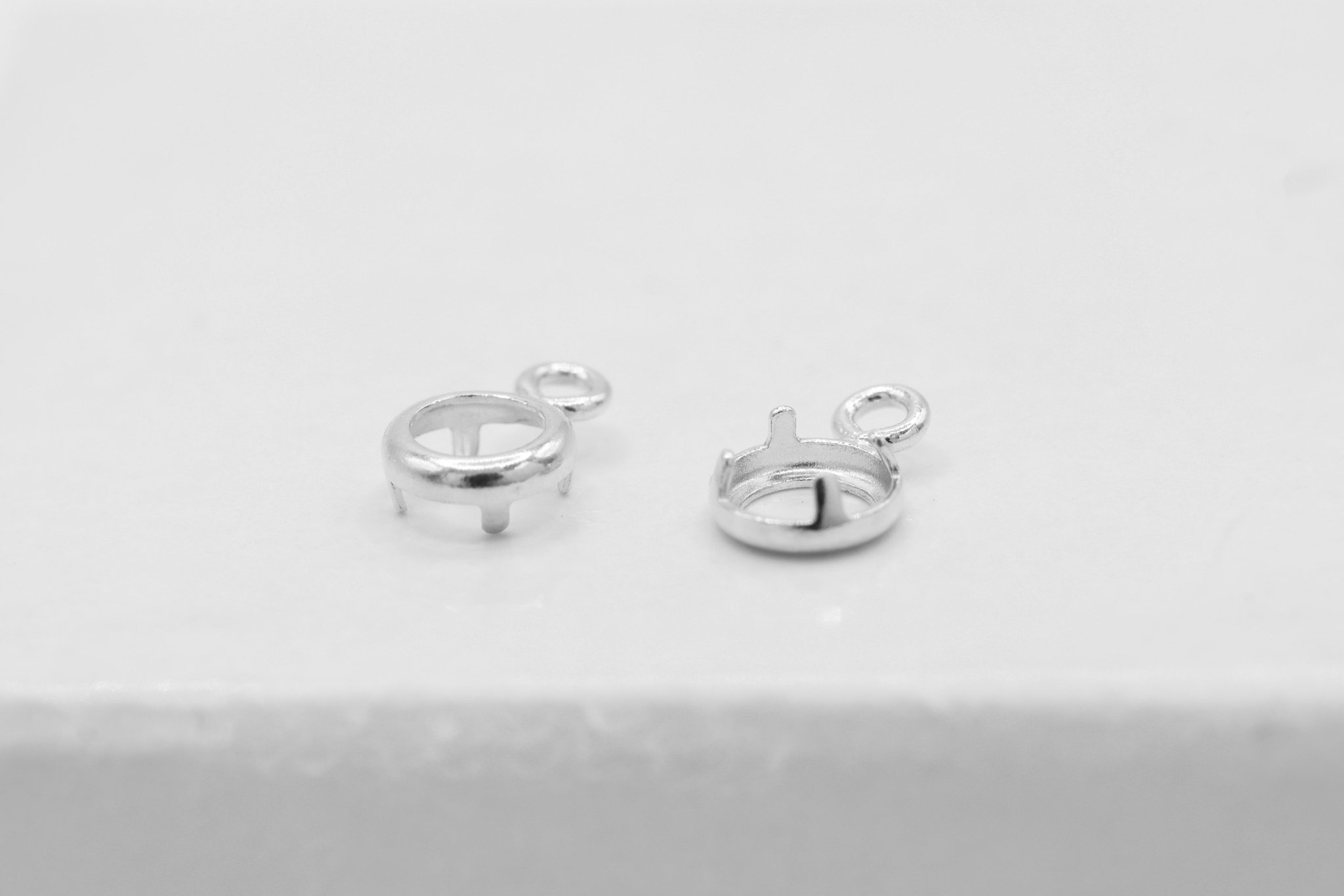 Round Bezel Self Set Bracket Charm, Sterling Silver, 3mm, Wholesale, Jewelry Making Charm - HarperCrown