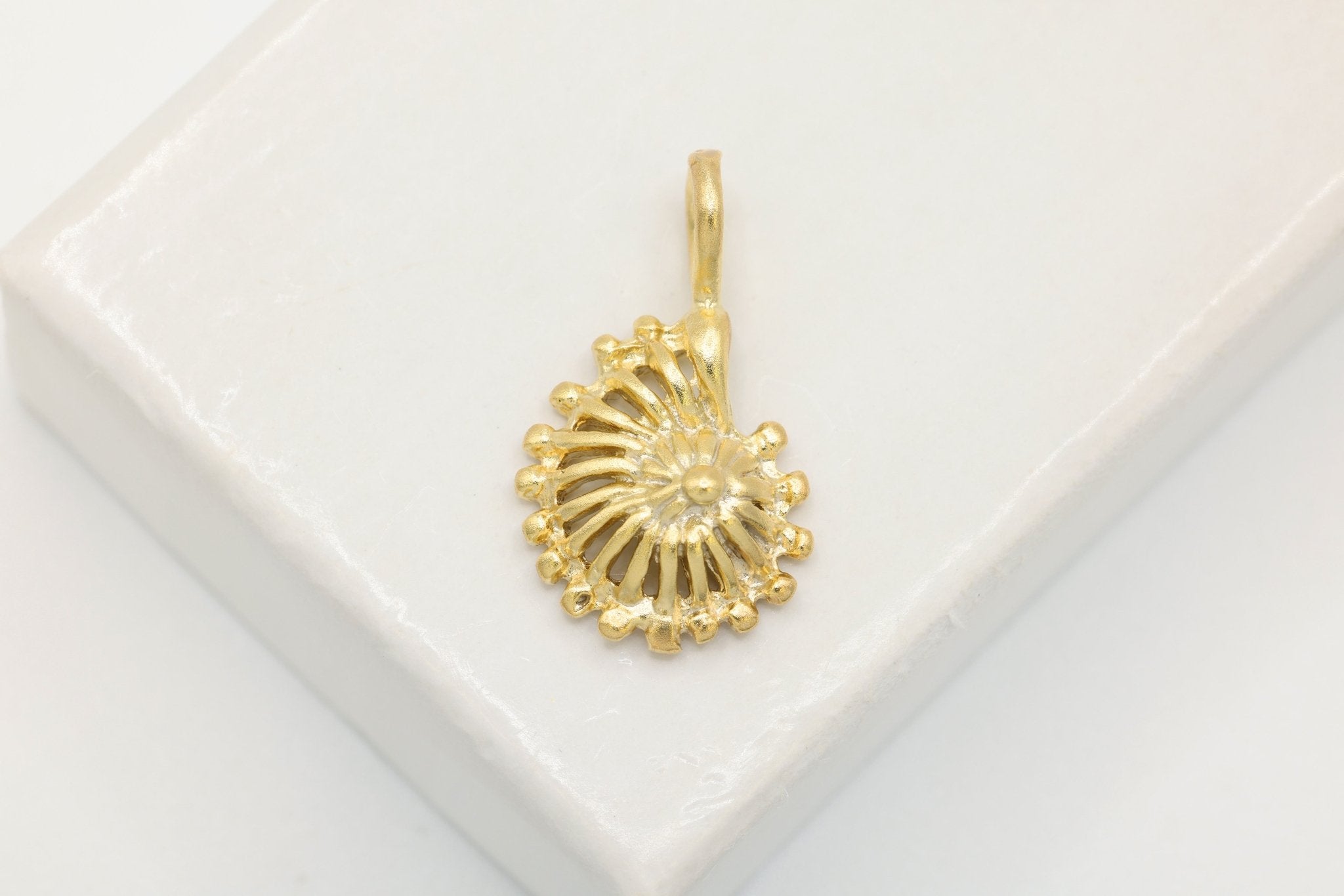 Seashell Conch Shell Charm, Wholesale, 18K Matte Gold - Plated 925 Sterling Silver, 18mm x 10mm, Cowrie Sea Life Nautical - HarperCrown