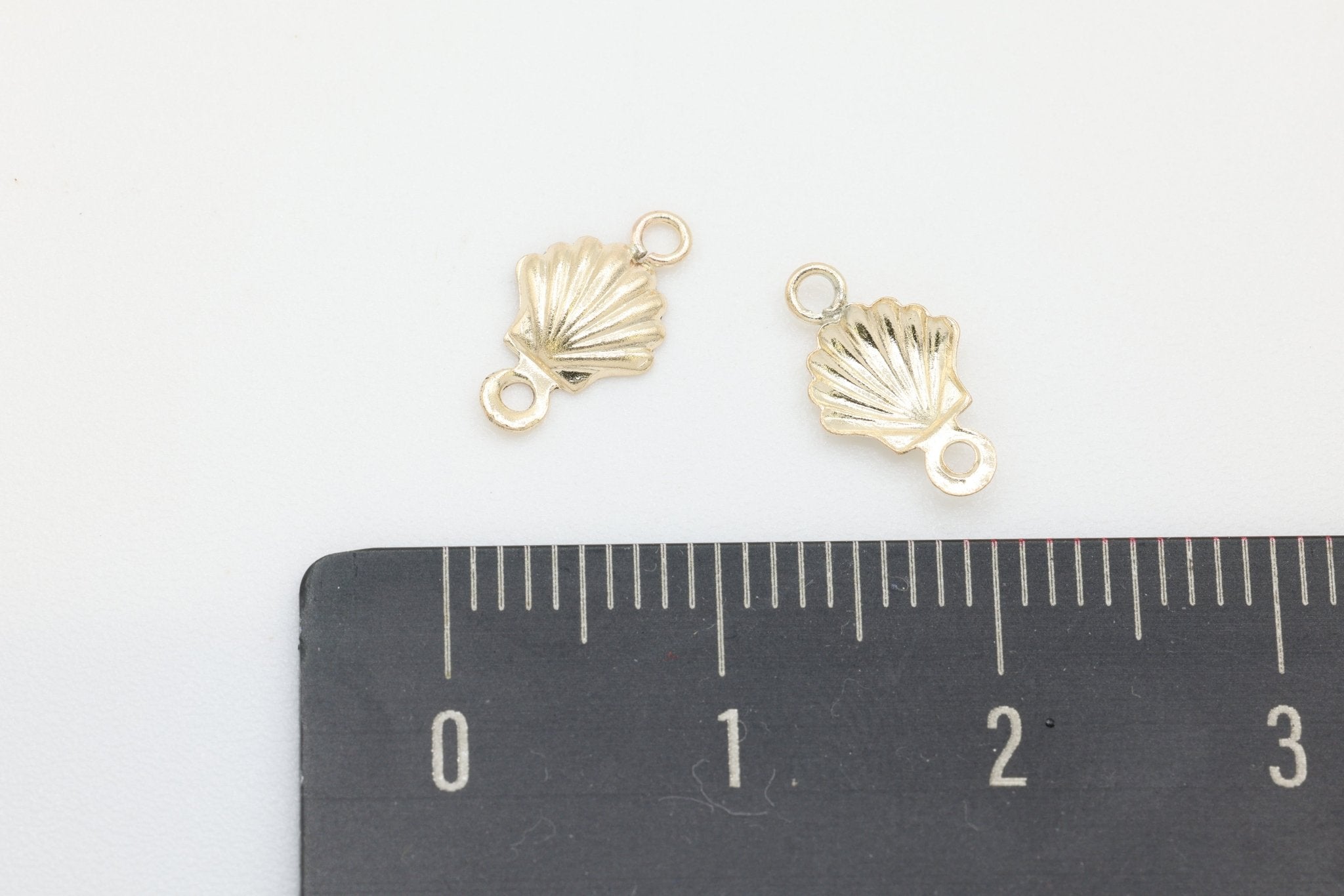 Seashell Connector Charm, Wholesale, 14/20 Gold - Filled, 10mm x 6mm, Scallop Shell Ocean Link, Jewelry Making Charm - HarperCrown