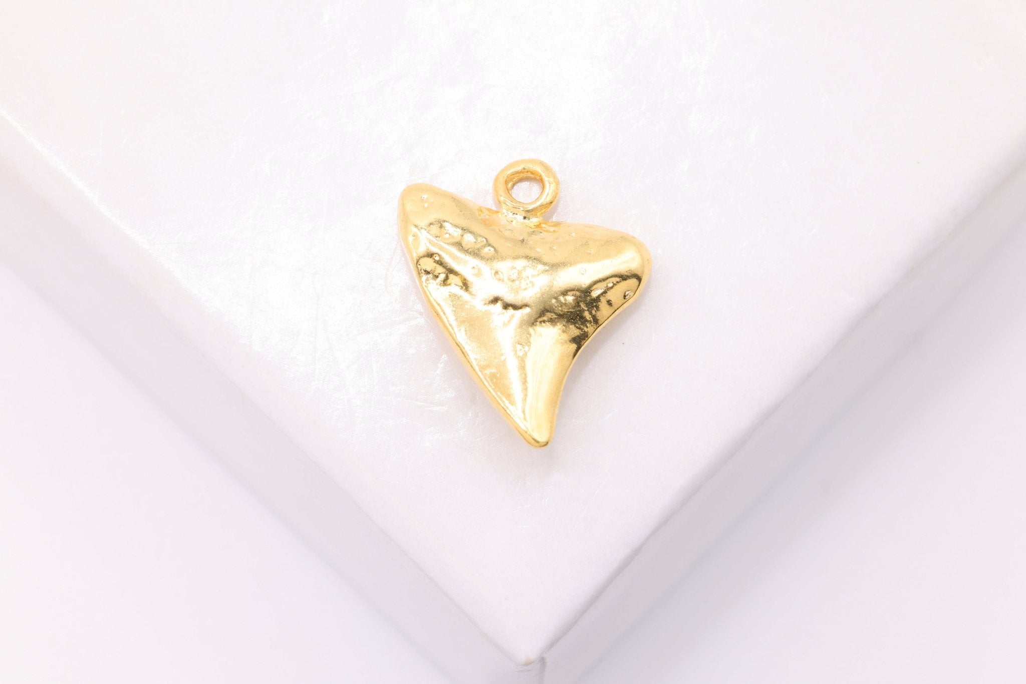 Shark Tooth Charm, Wholesale, 14K Solid Gold, 15mm x 10mm - HarperCrown