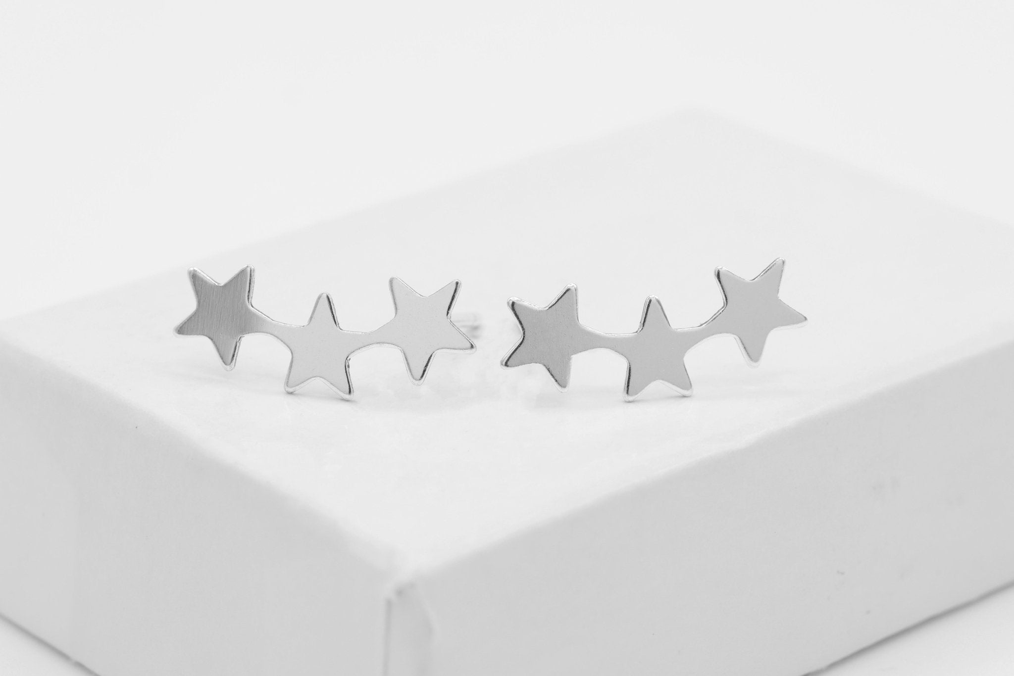 Star Crawler Earring, 925 Sterling Silver, 14mm x 4mm, Wholesale, Celestial Shooting 3 Star Dainty Minimalist Jewelry Earrings - HarperCrown