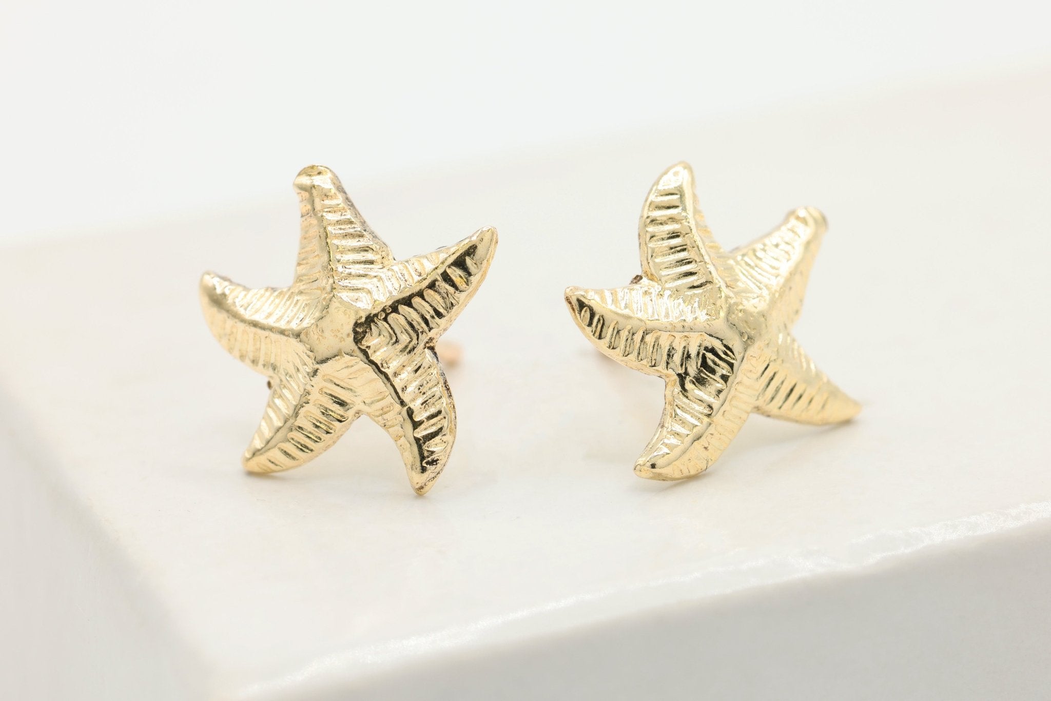 Starfish Stud Earring, 14/20 Gold-Filled, 10mm x 10mm, Wholesale, Pay Per Piece - HarperCrown
