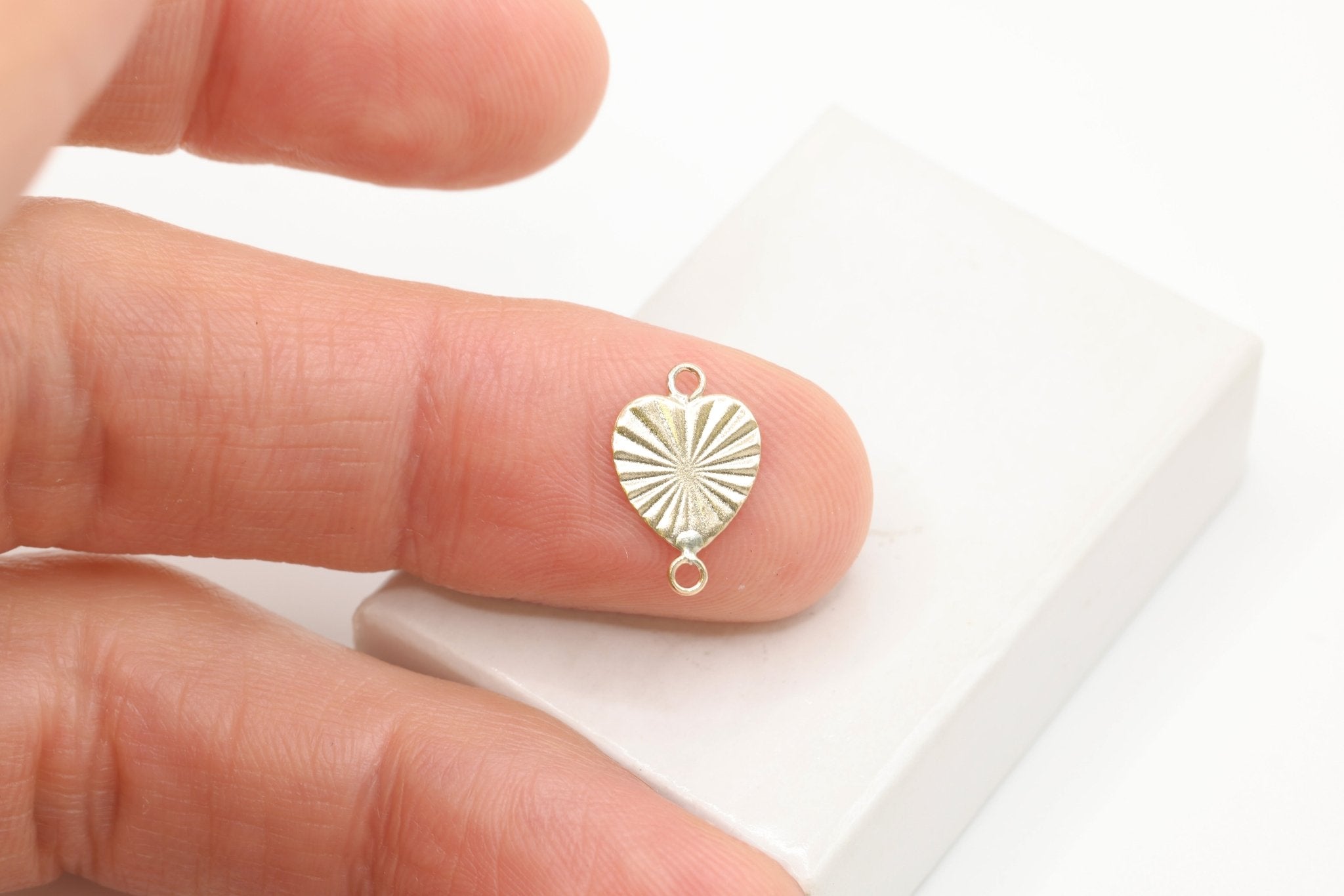 Sunburst Heart Connector Charm, Wholesale, 14/20 Gold - Filled, 8mm x 8mm, Starburst Textured Heart - HarperCrown