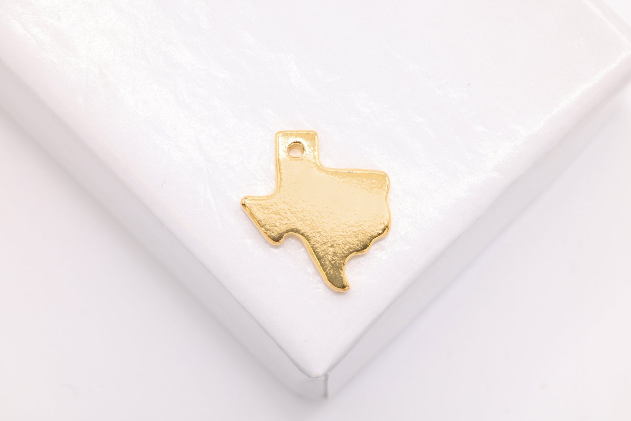 Texas State Charm, Wholesale, 18K Yellow Gold - Plated 925 Sterling Silver, 12mm x 11mm - HarperCrown