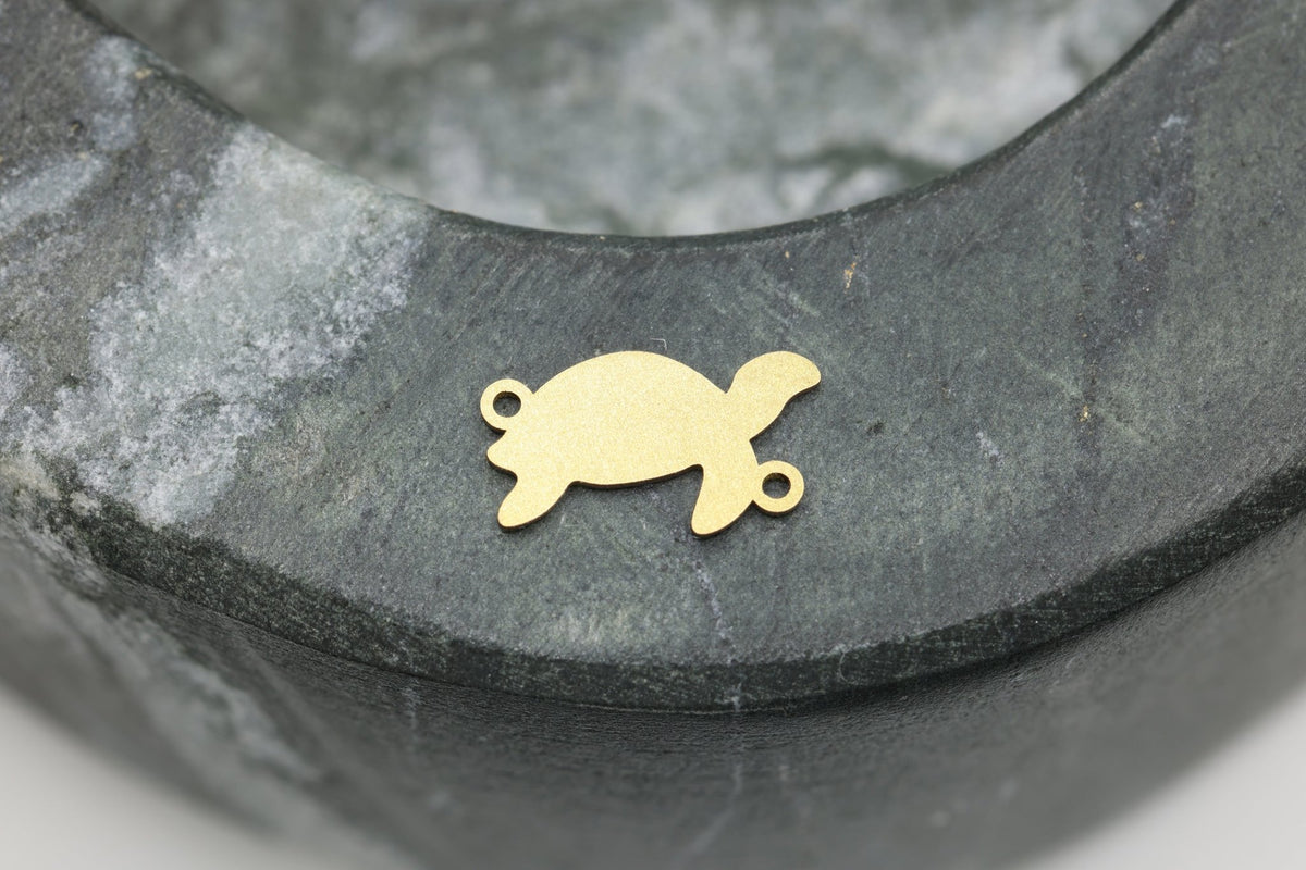 Turtle Connector Charm, 14/20 Gold-Filled, 10mm x 5mm, Wholesale, Sea Turtle, Jewelry Making Charm - HarperCrown