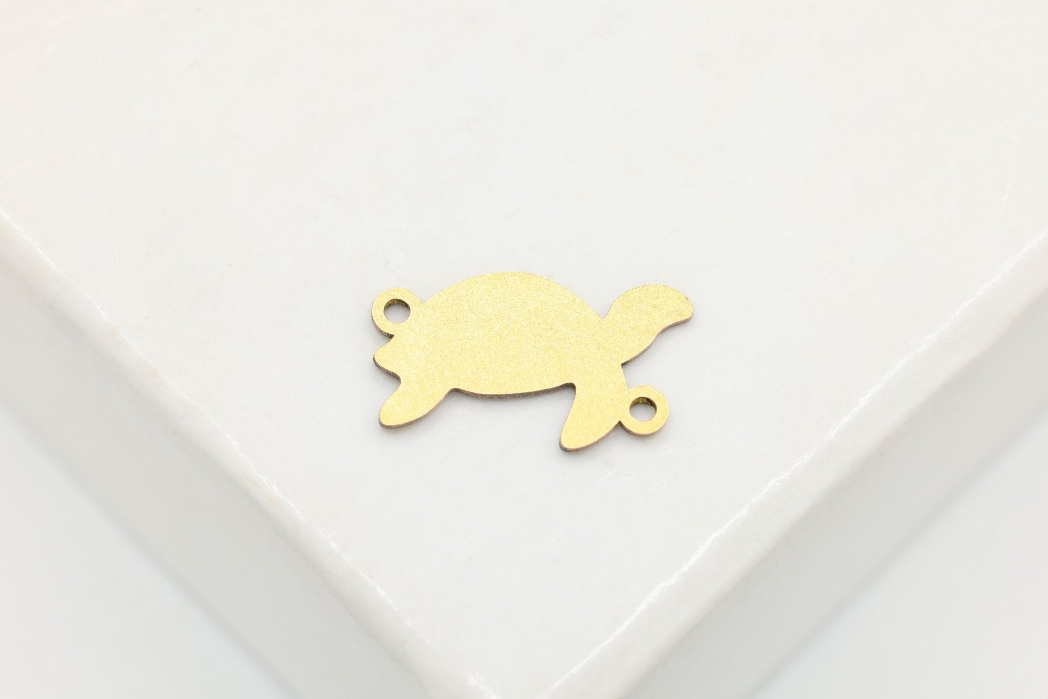 Turtle Connector Charm, 14/20 Gold-Filled, 10mm x 5mm, Wholesale, Sea Turtle, Jewelry Making Charm - HarperCrown