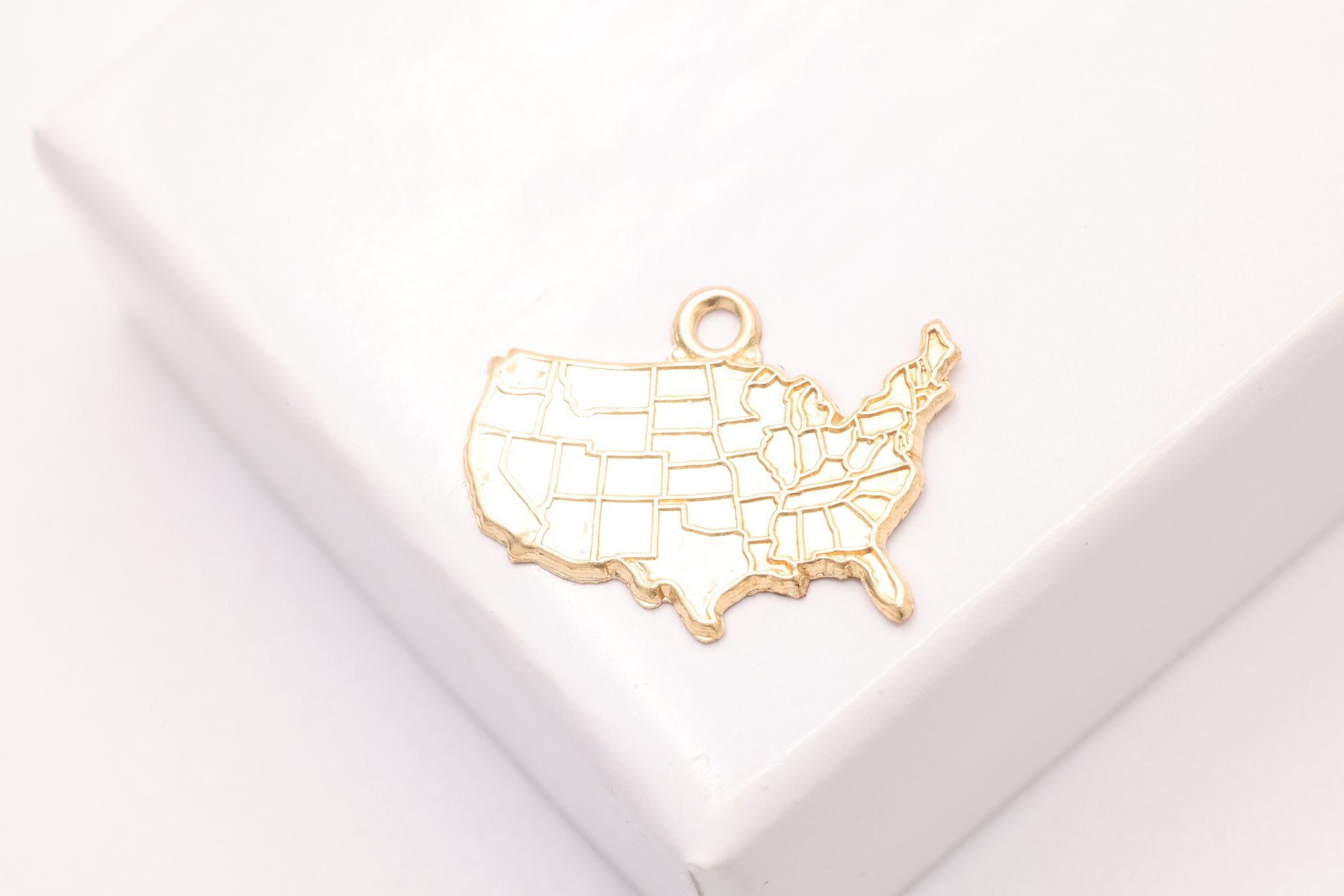 United States Map Charm, Gold - Filled, 15mm x 10mm, USA States, Bulk Wholesale Jewelry Making Charm - HarperCrown