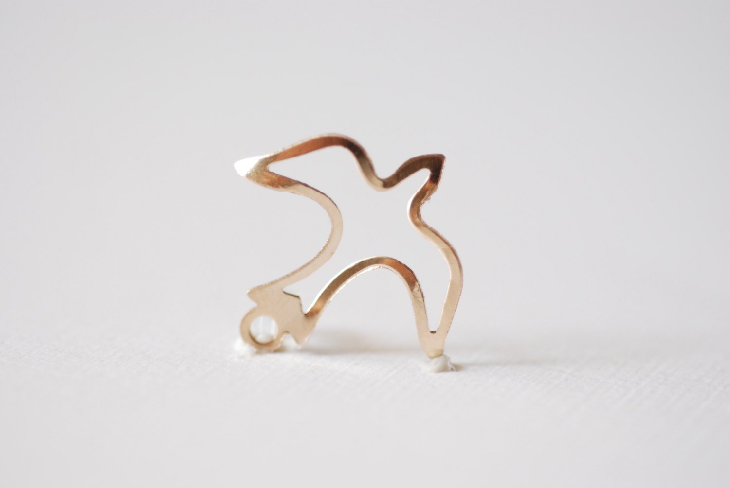 Dove Bird Charm, Wholesale, 14/20 Gold-Filled, 20mm x 20mm, Dove Peace Love Bird, Bulk DIY Wholesale Jewelry Making Charm