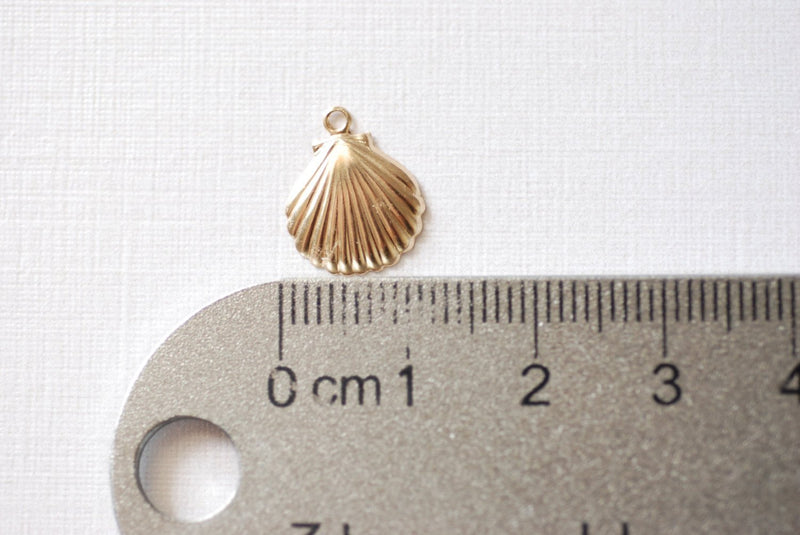 14k gold Wholesale filled SHELL Pendant Charm,Gold Filled Sea Shell Seashell, ocean sea life Charms, Gold Filled Scallop Shell Charm,  R228-09