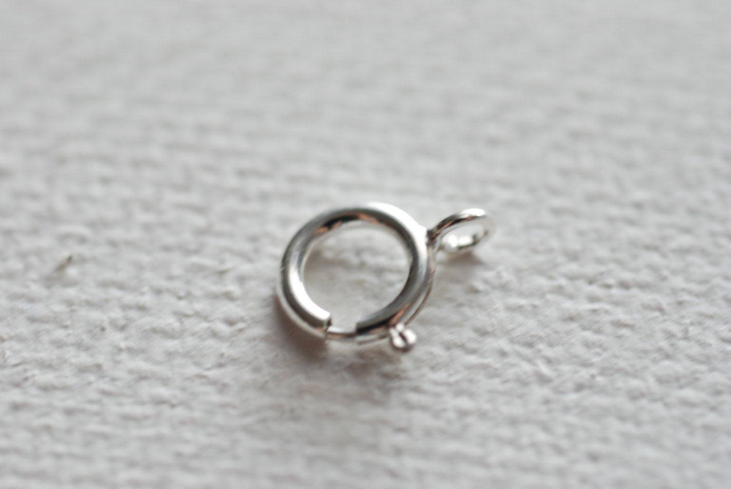 Necklace ring clasp on sale
