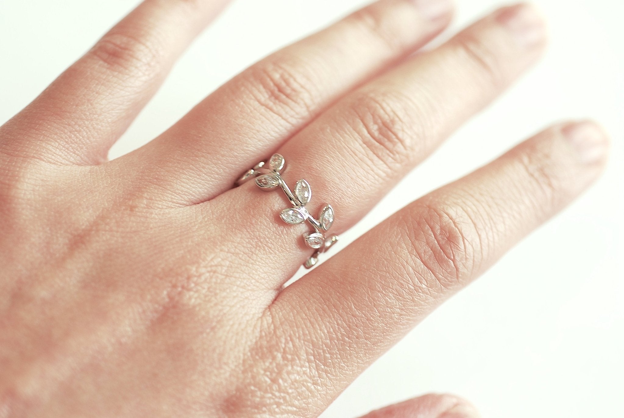 925 Sterling Silver CZ Laurel Ring- Sterling Silver Cubic Zirconia Branch Olive Leaves, Stacking Ring, Minimalist Ring, Midi ring, CZ Ring - HarperCrown