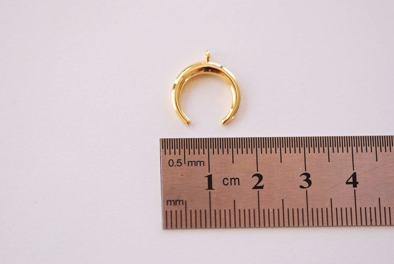 Crescent Moon Horn Charm - 16k Gold Plated Brass Half Moon Waning Eclipse Wholesale Charms B140 - HarperCrown