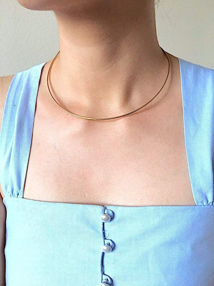 Gold Choker Necklace- 14k Gold Filled Choker Necklace, Gold Collar Necklace, Curved Bar Necklace, Gold Filled Wire Choker Cuff, Layering - HarperCrown