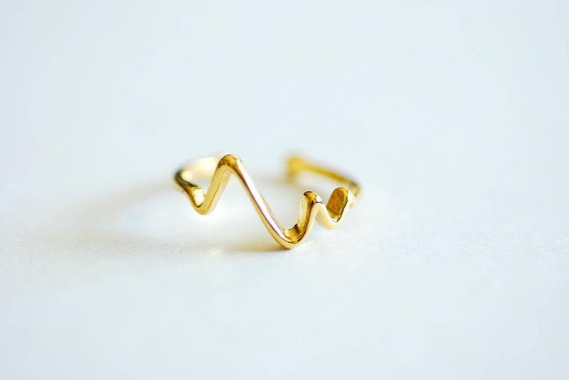 Dainty Gold Heartbeat Ring | Factory Direct Jewelry