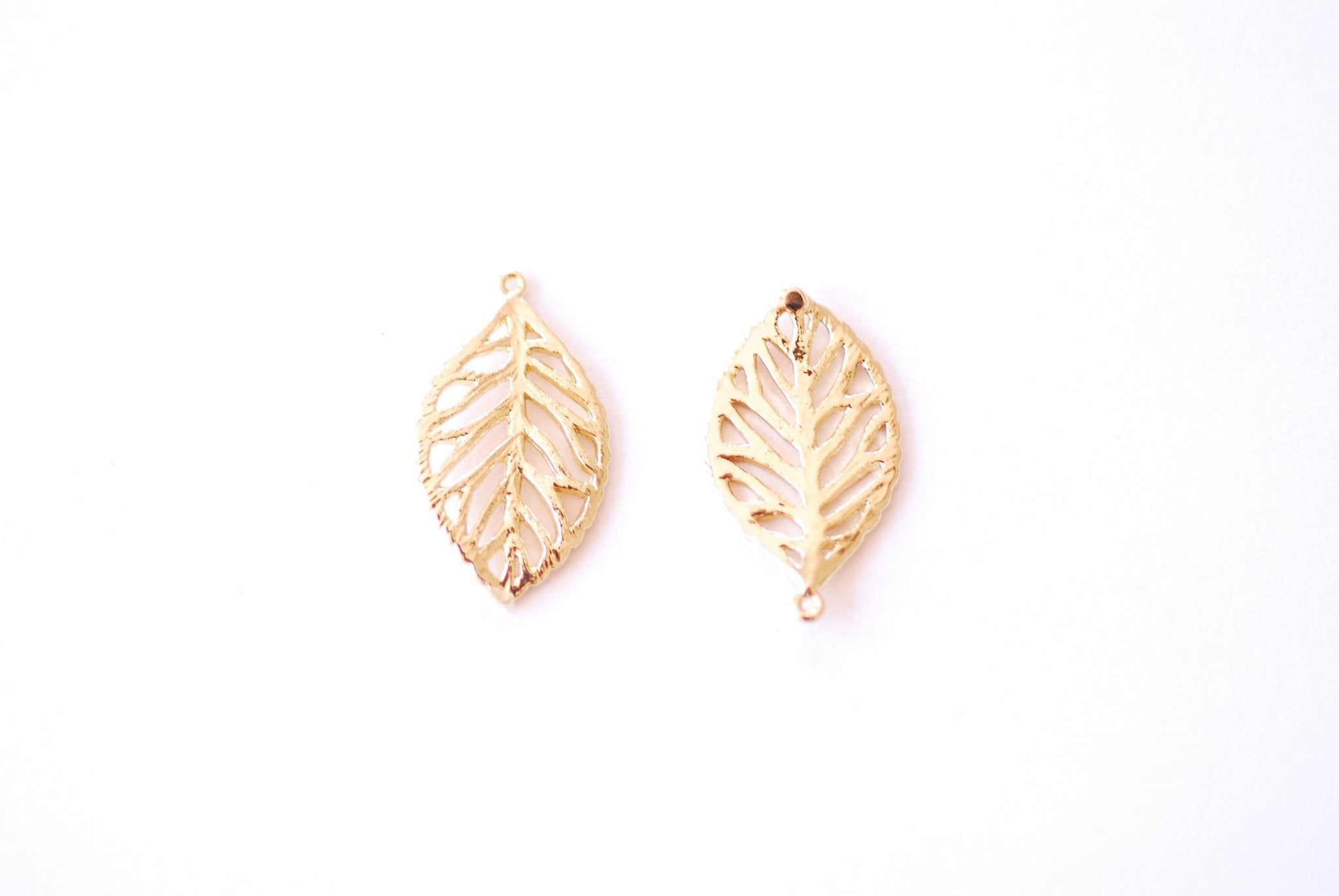 Leaf Charm | 16k Gold Plated over Brass | Dainty Leaf Pendant HarperCrown Wholesale B325 - HarperCrown