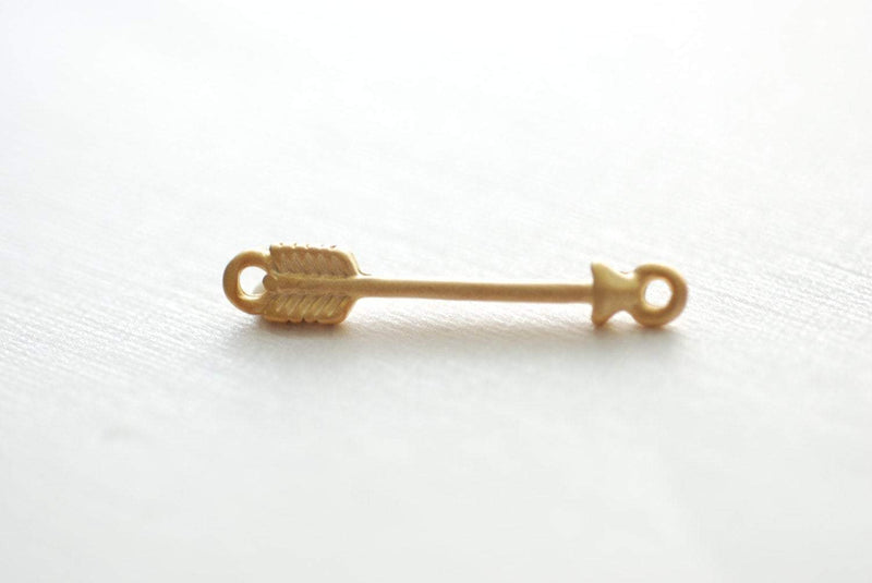 Matte Vermeil Gold Arrow, Gold Arrow Connector Charm, 18kt gold plated over Sterling Silver, Arrowhead Connector, Arrow, Wholesale Beads - HarperCrown