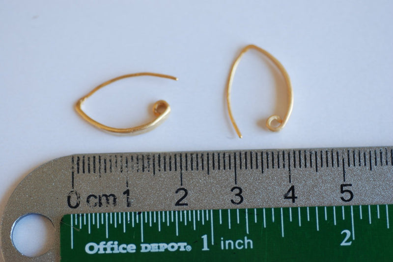 Matte Vermeil Gold Flattened Front Ear wires - hammered flat front ear hooks, Gold Earring Components, Gold Ear Hooks, Vermeil Gold Earrings - HarperCrown