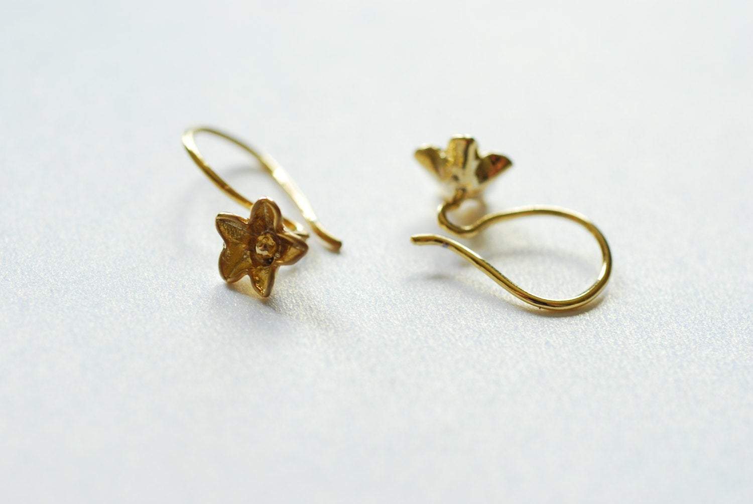 Matte Vermeil Gold Flower Earring finding - 18k gold plated over Sterling Silver, Gold flower earrings, Gold earring finding, Gold Earrings - HarperCrown
